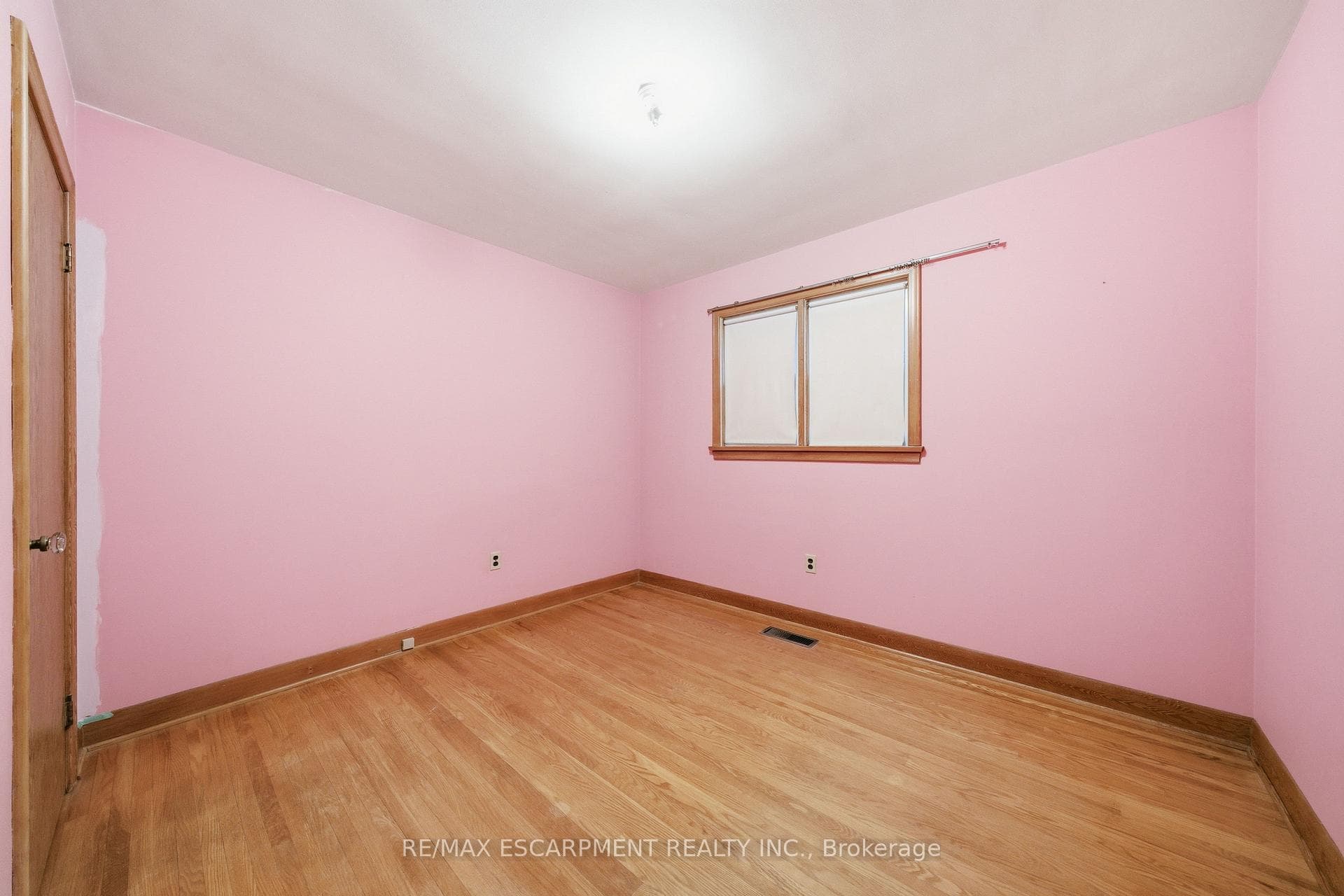 8 Fawell Avenue photo 23