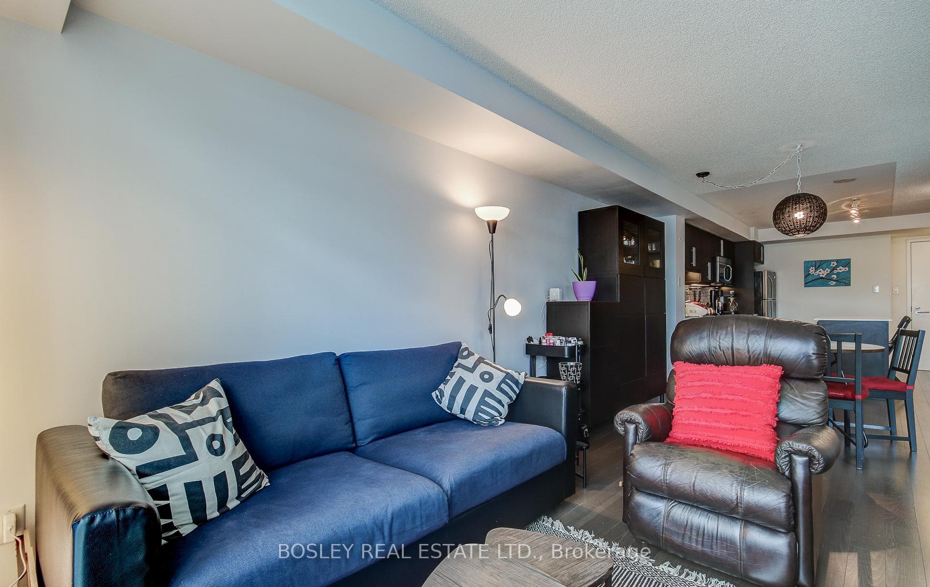 1171 Queen Street Unit 412 photo 12