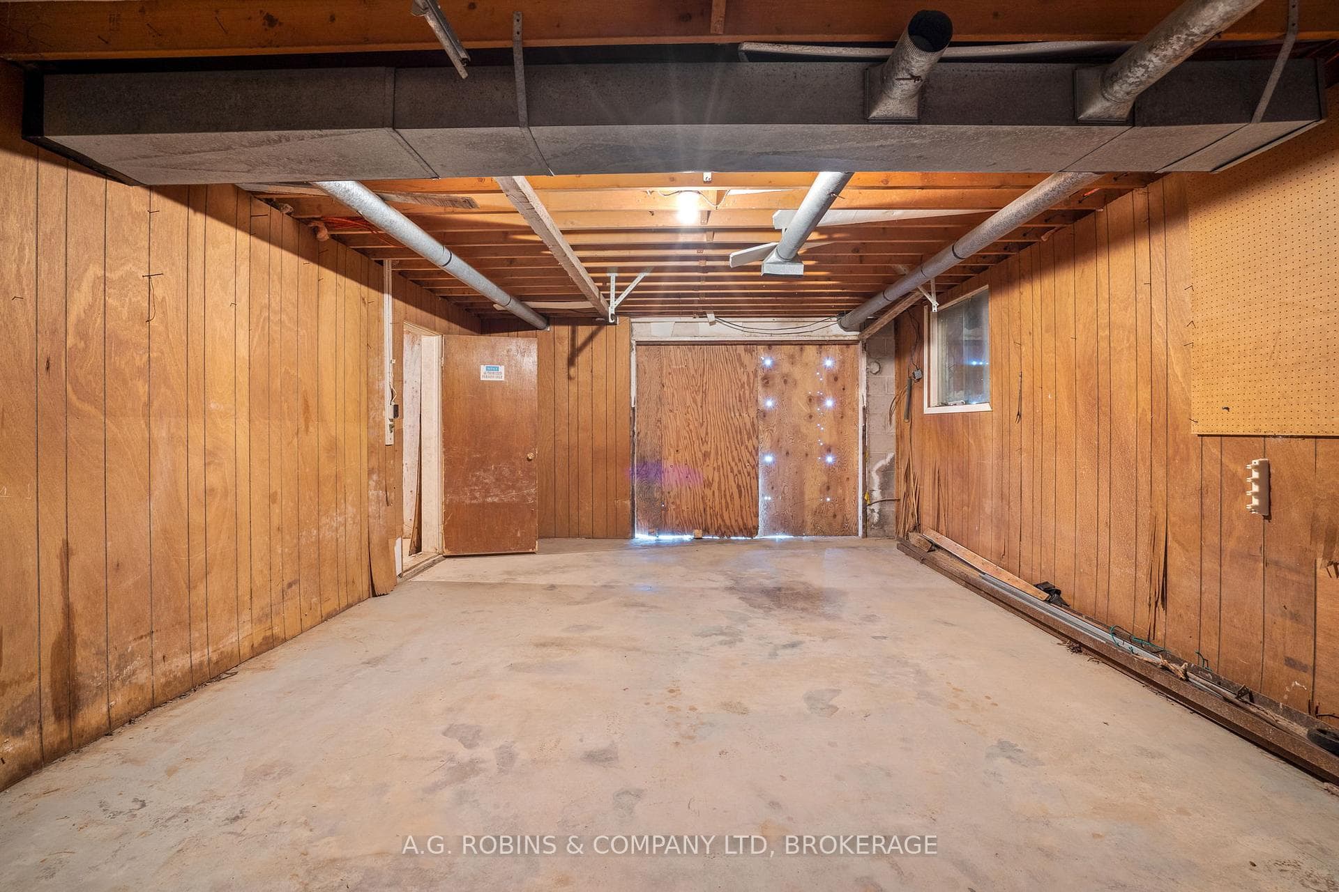 13041 Lakeshore Road photo 18
