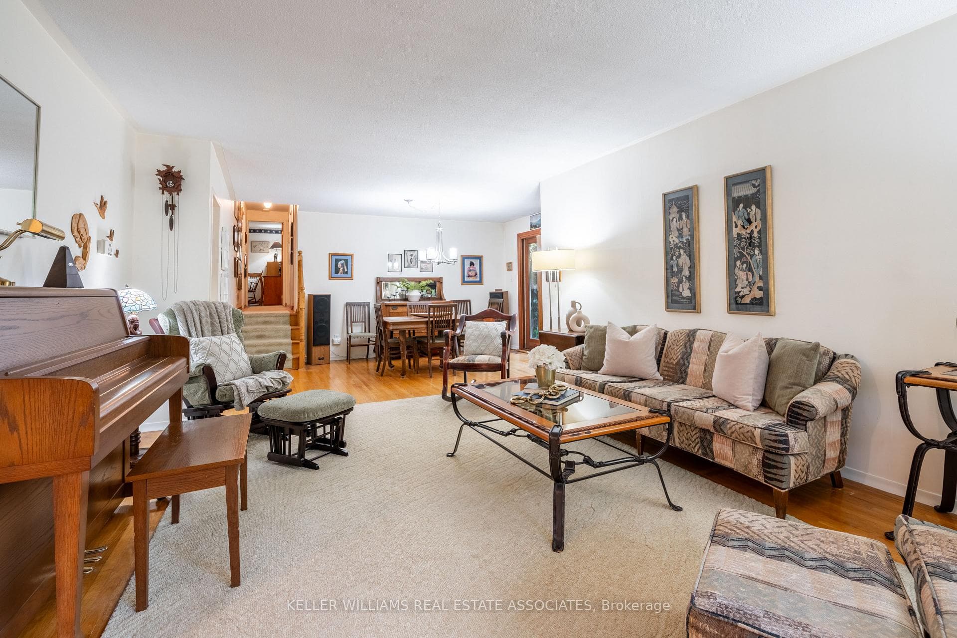 52 Metcalfe Court photo 6
