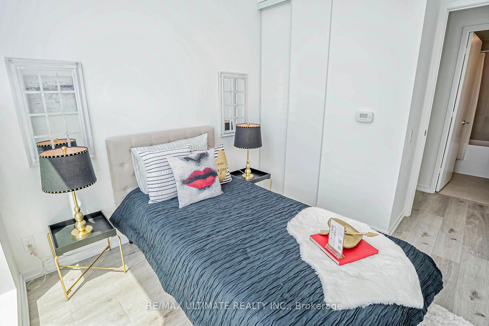 7890 Jane Street Unit 2902 photo 25