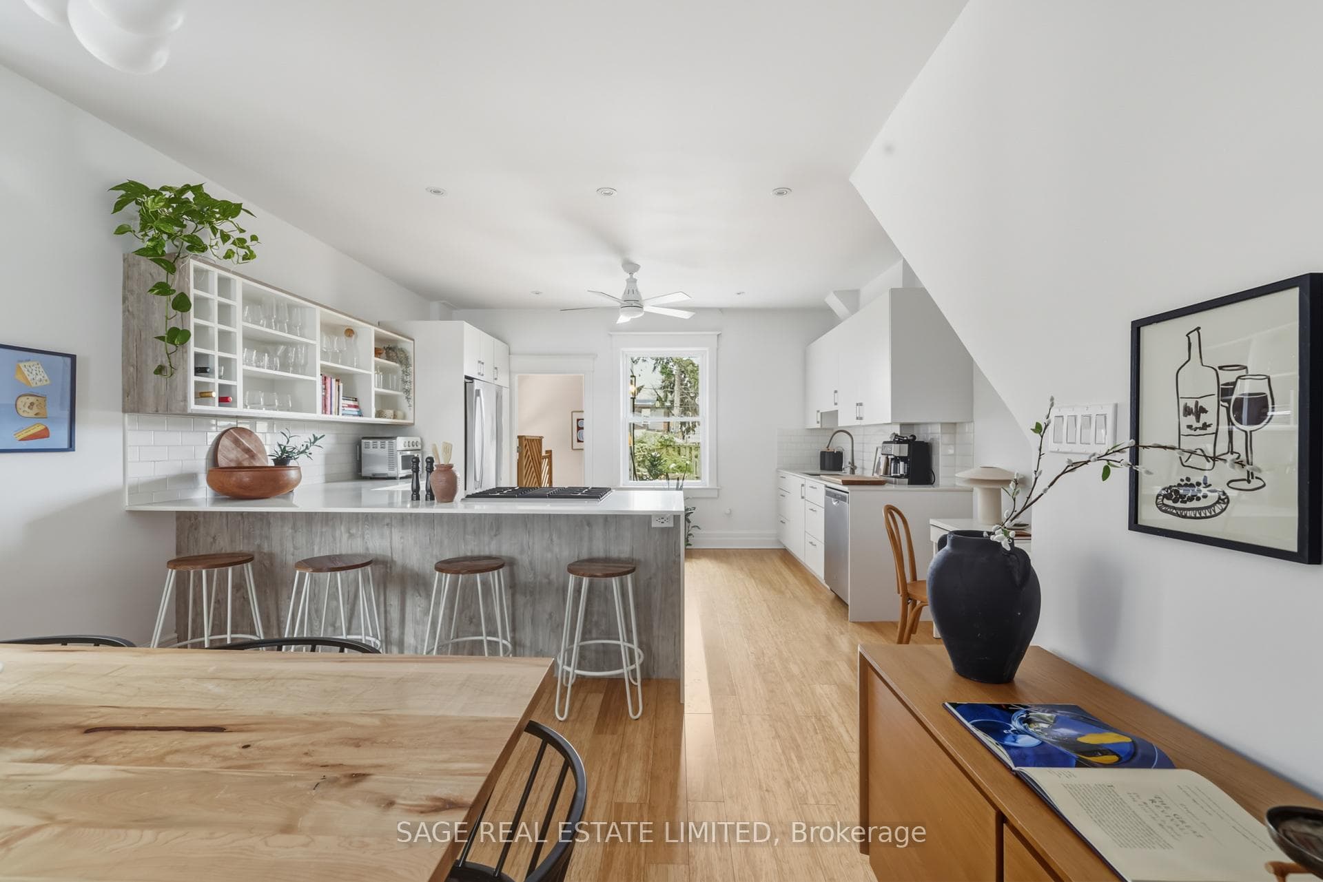 119 Woodfield Road photo 9