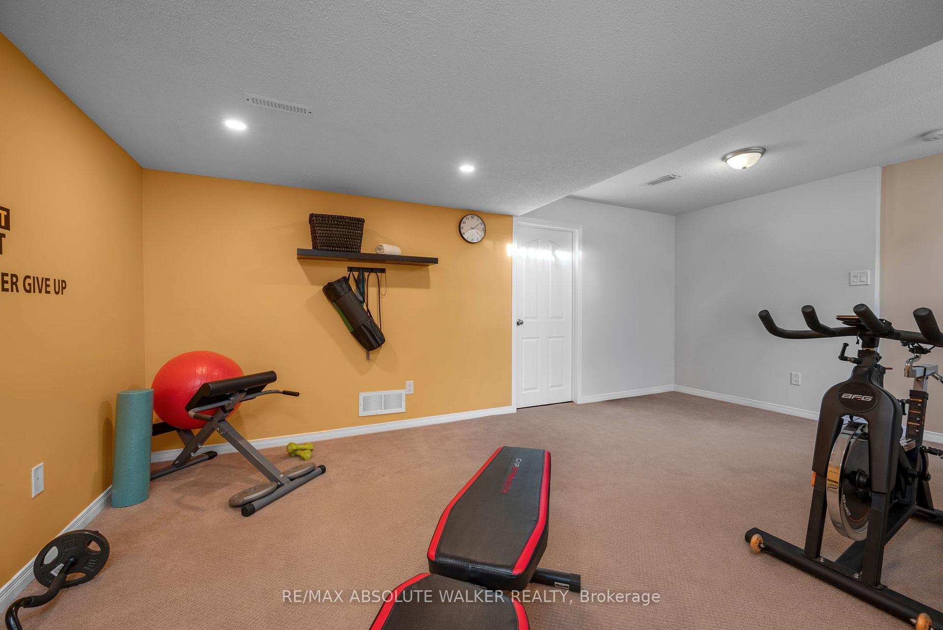 2083 Breezewood Street photo 30