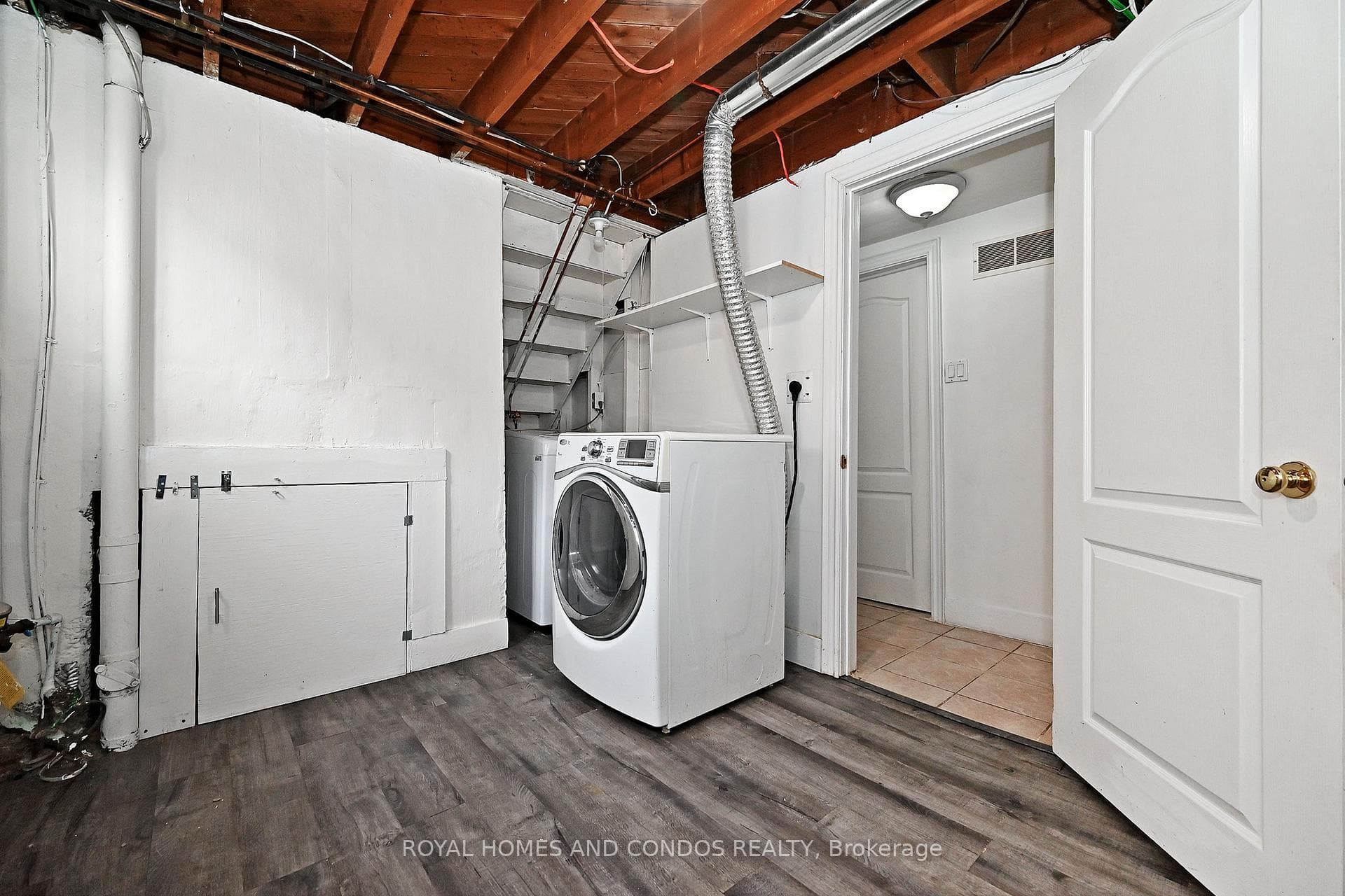 40 Pender Crescent Unit Lower photo 30