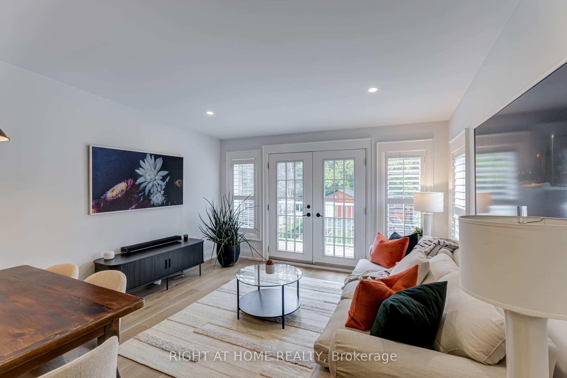 187 Clendenan Avenue photo 17