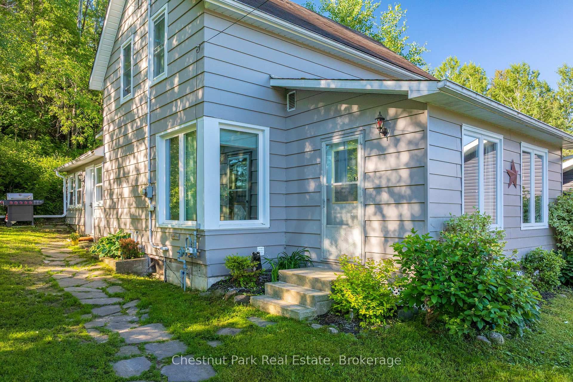 96 James Street photo 29