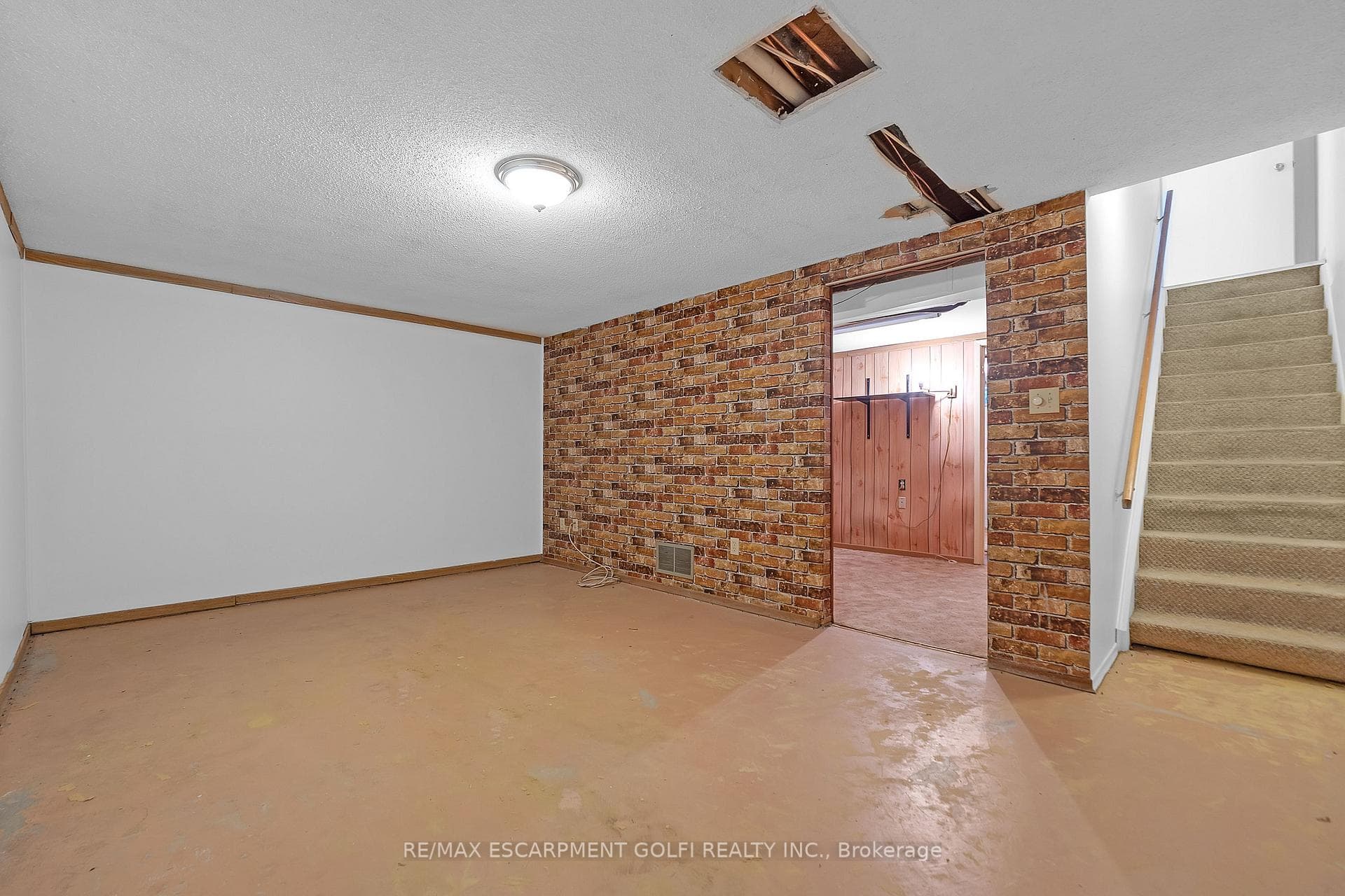 22 Tivoli Drive photo 25