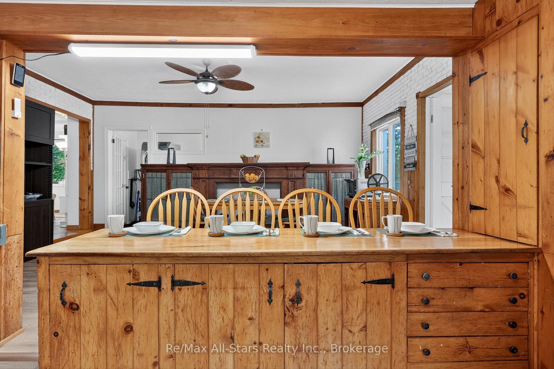 4077 Monck Road photo 10