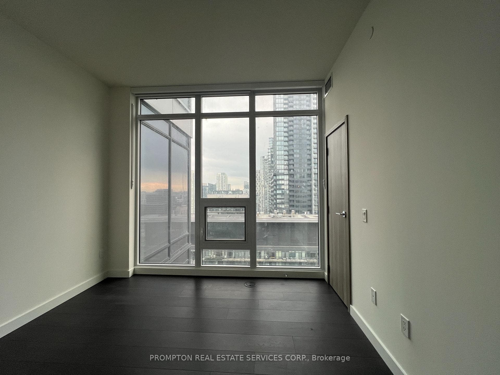 3 Concord Cityplace Way Unit 2503 photo 8