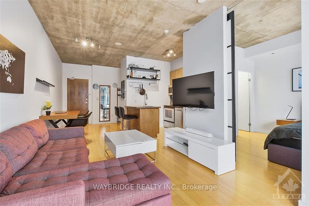 179 GEORGE Street Unit 1605 photo 14