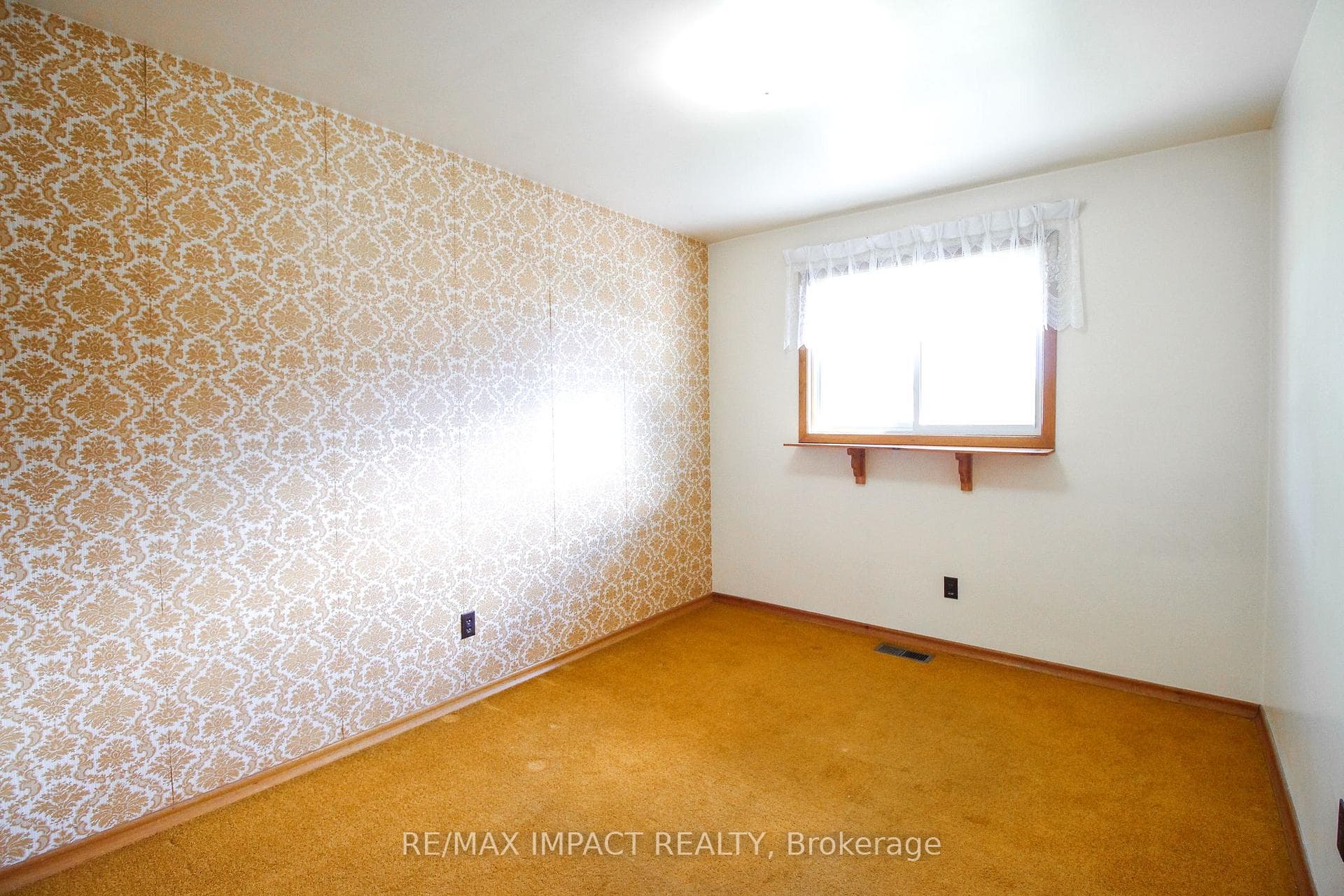 352 Grandview Street photo 16