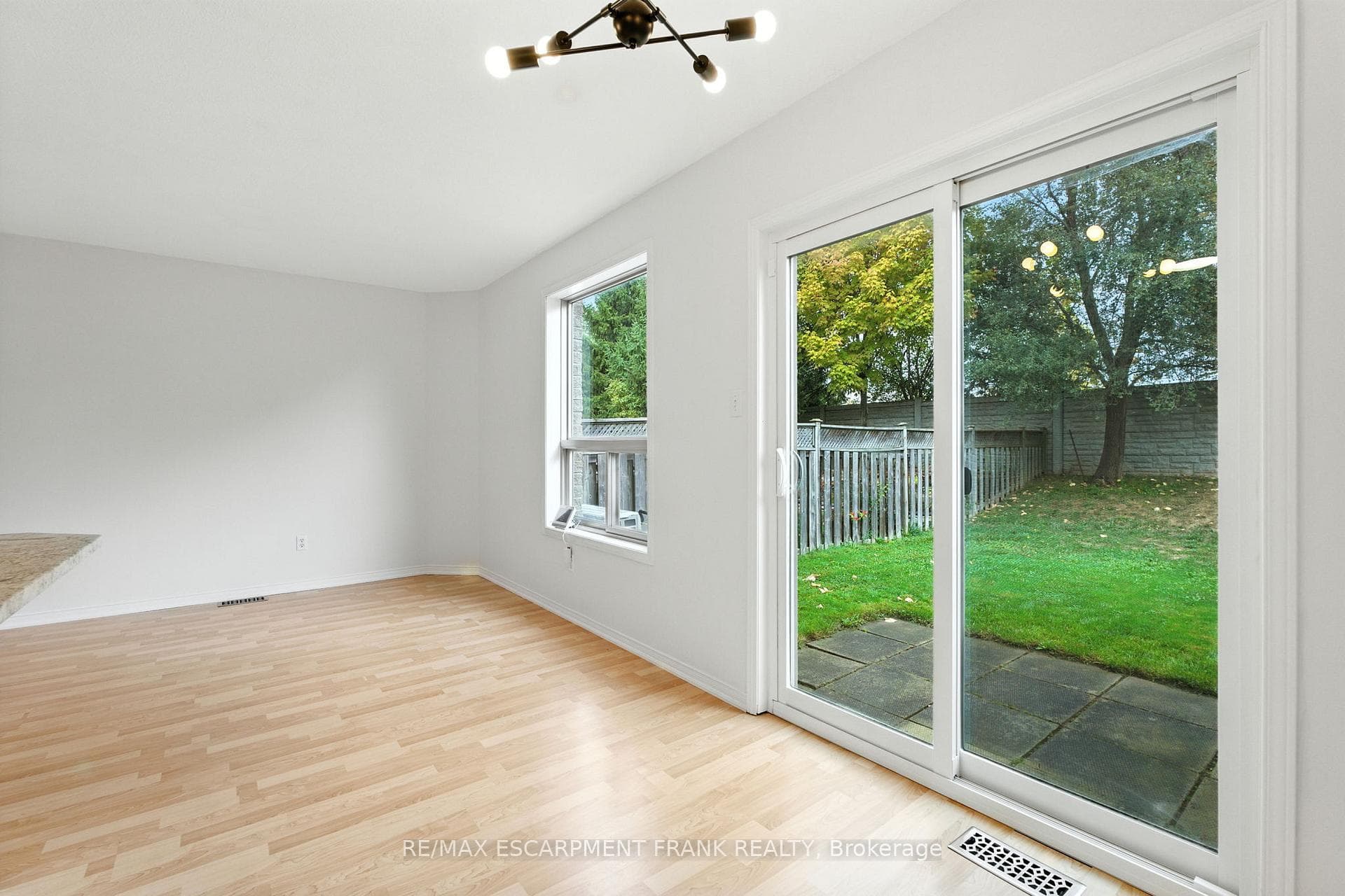 39 Foxborough Drive photo 15