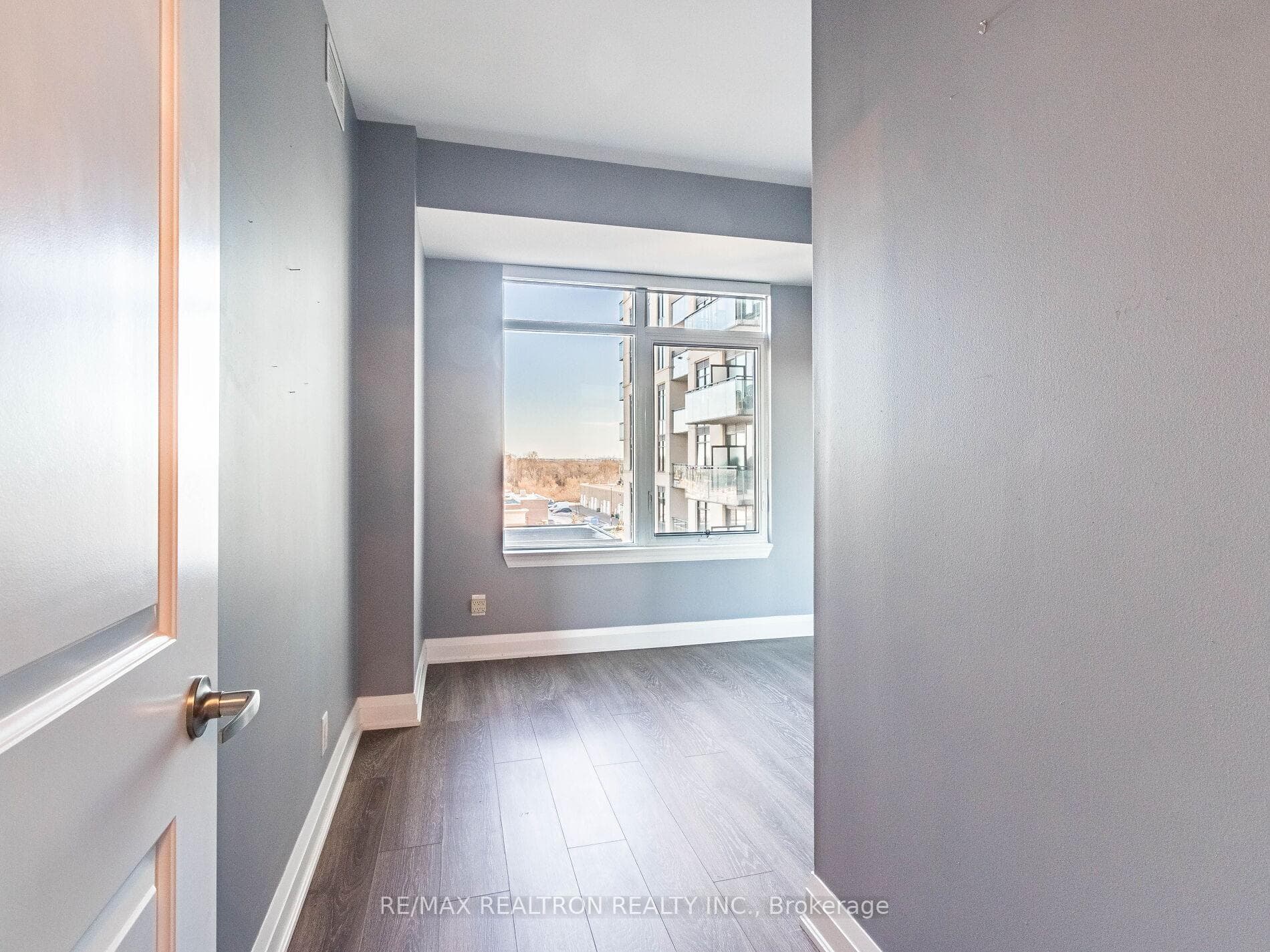 24 Woodstream Boulevard Unit 404 photo 14