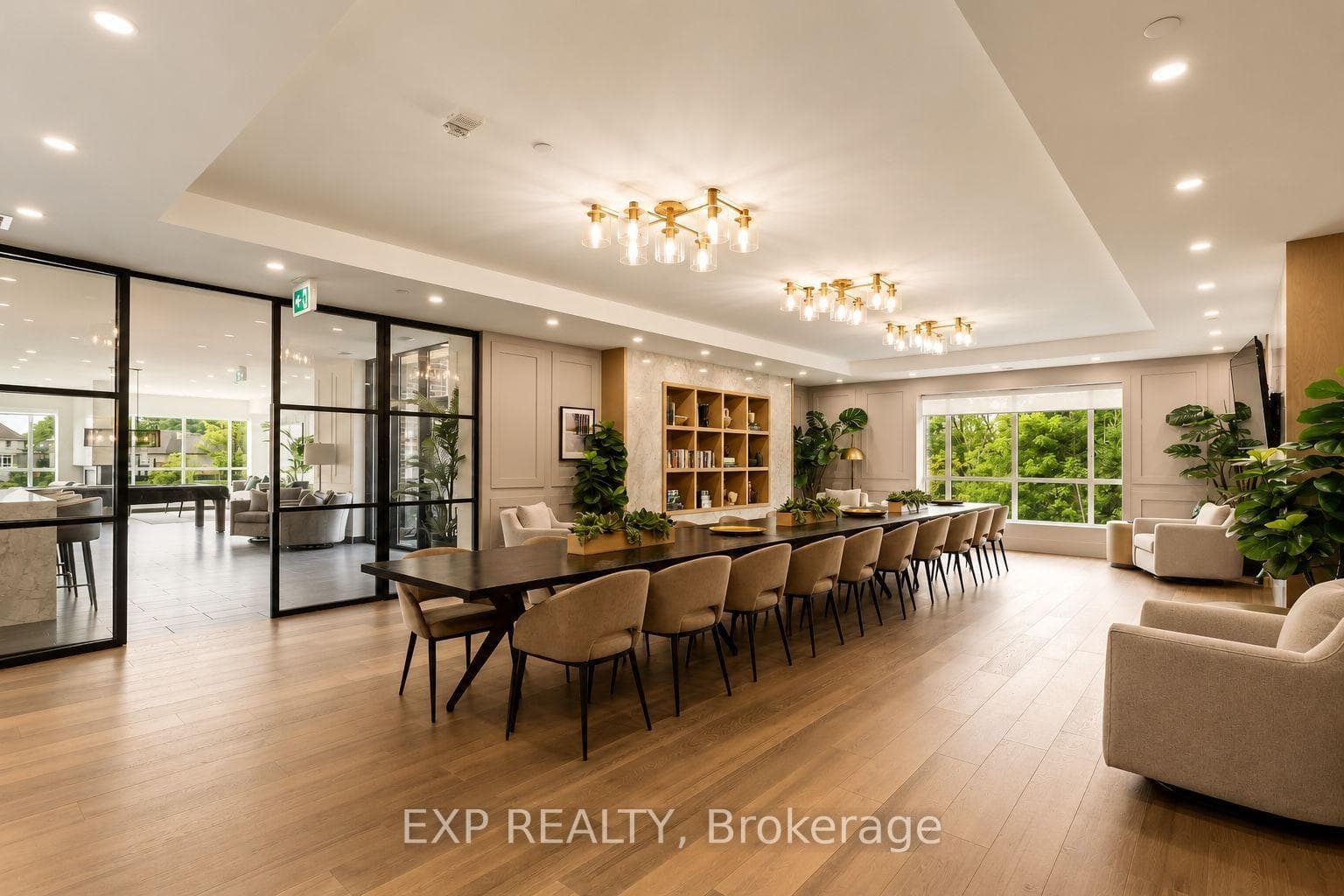 Dining Room (can be reserved)