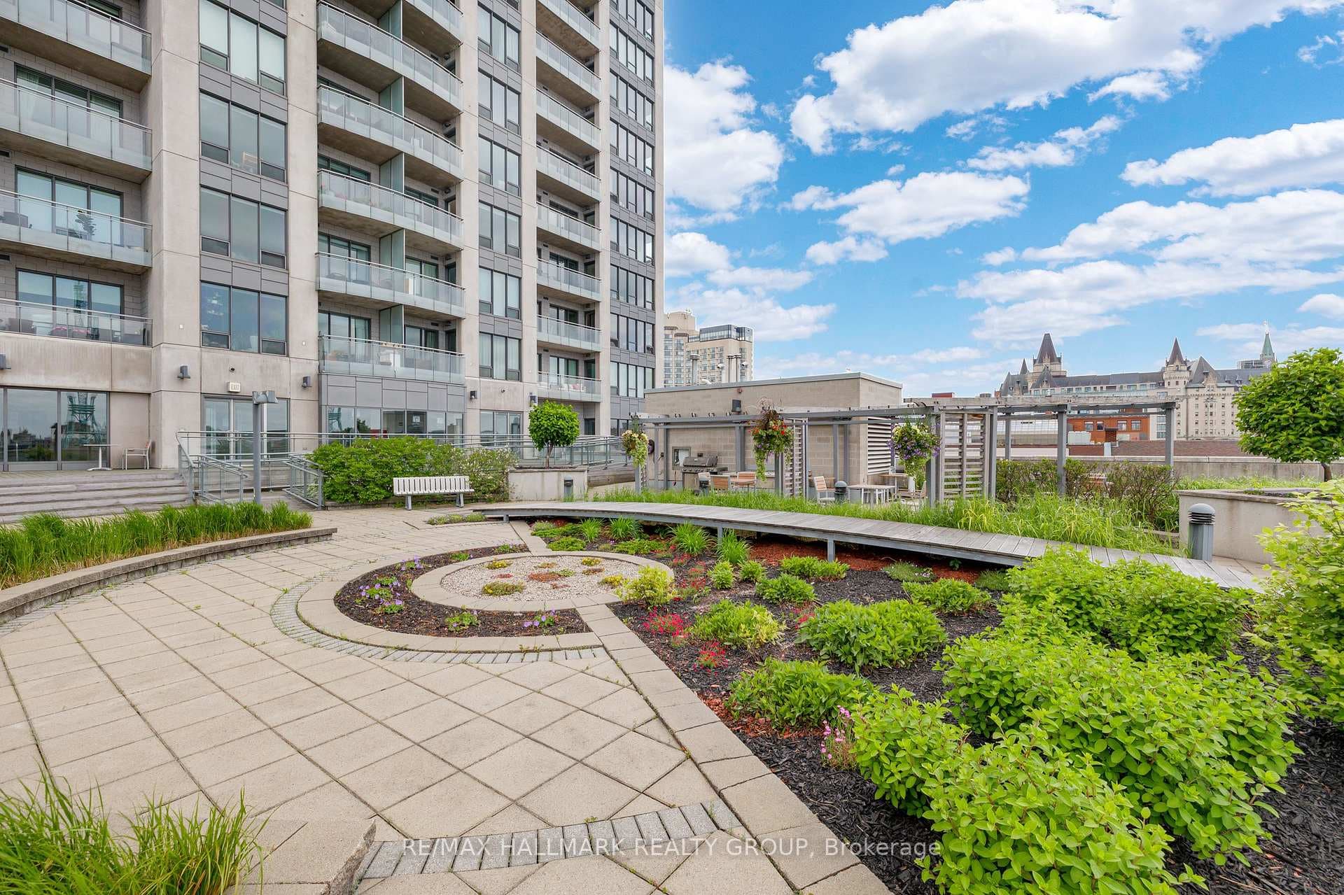 90 George Street Unit 1301 photo 30
