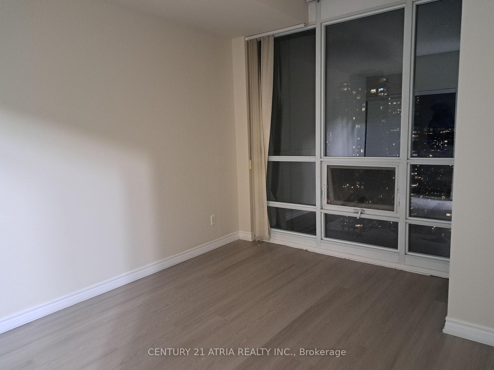 761 Bay Street Unit 3203 photo 3