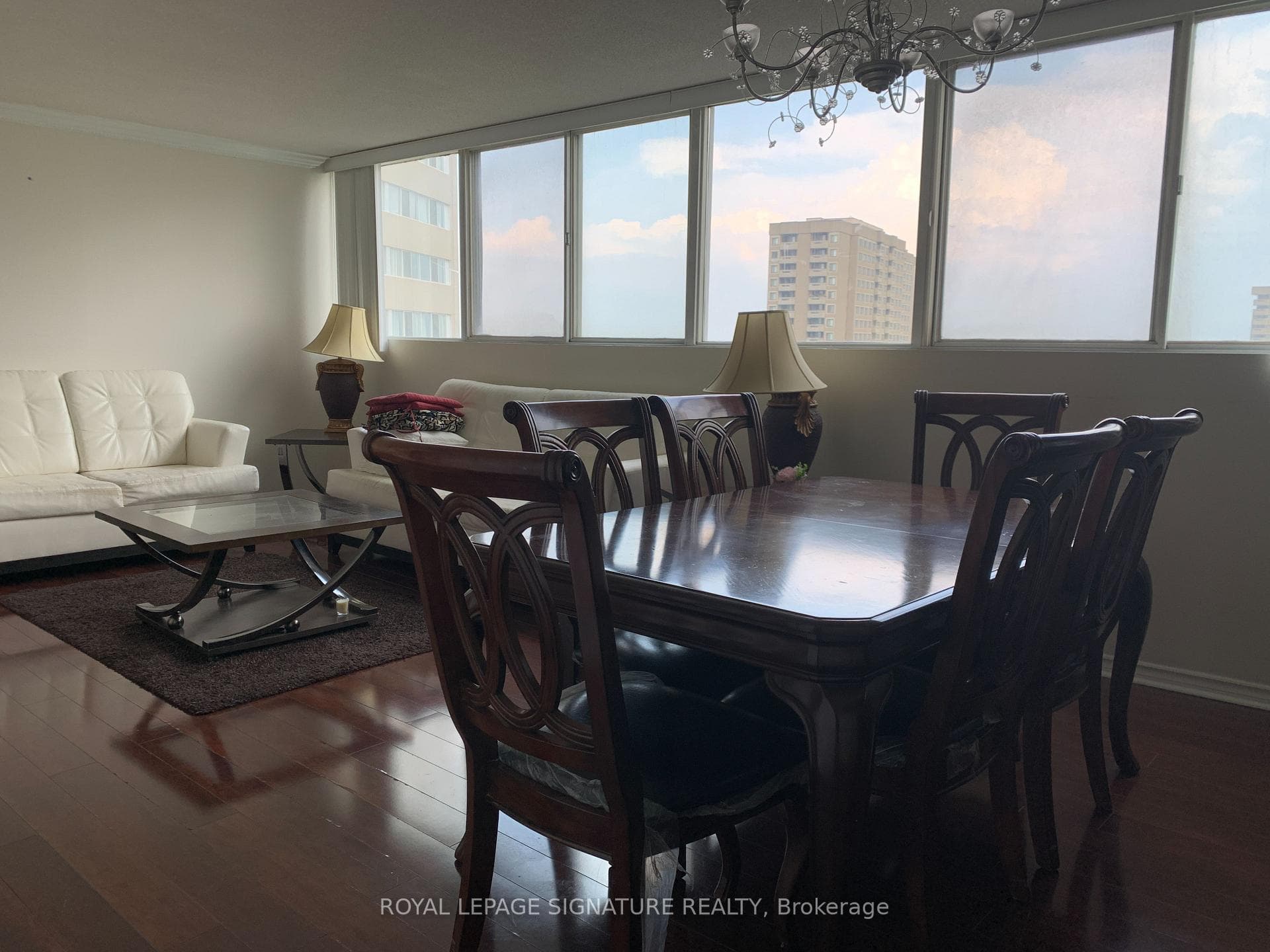 3695 Kaneff Crescent Unit 1107 photo 5