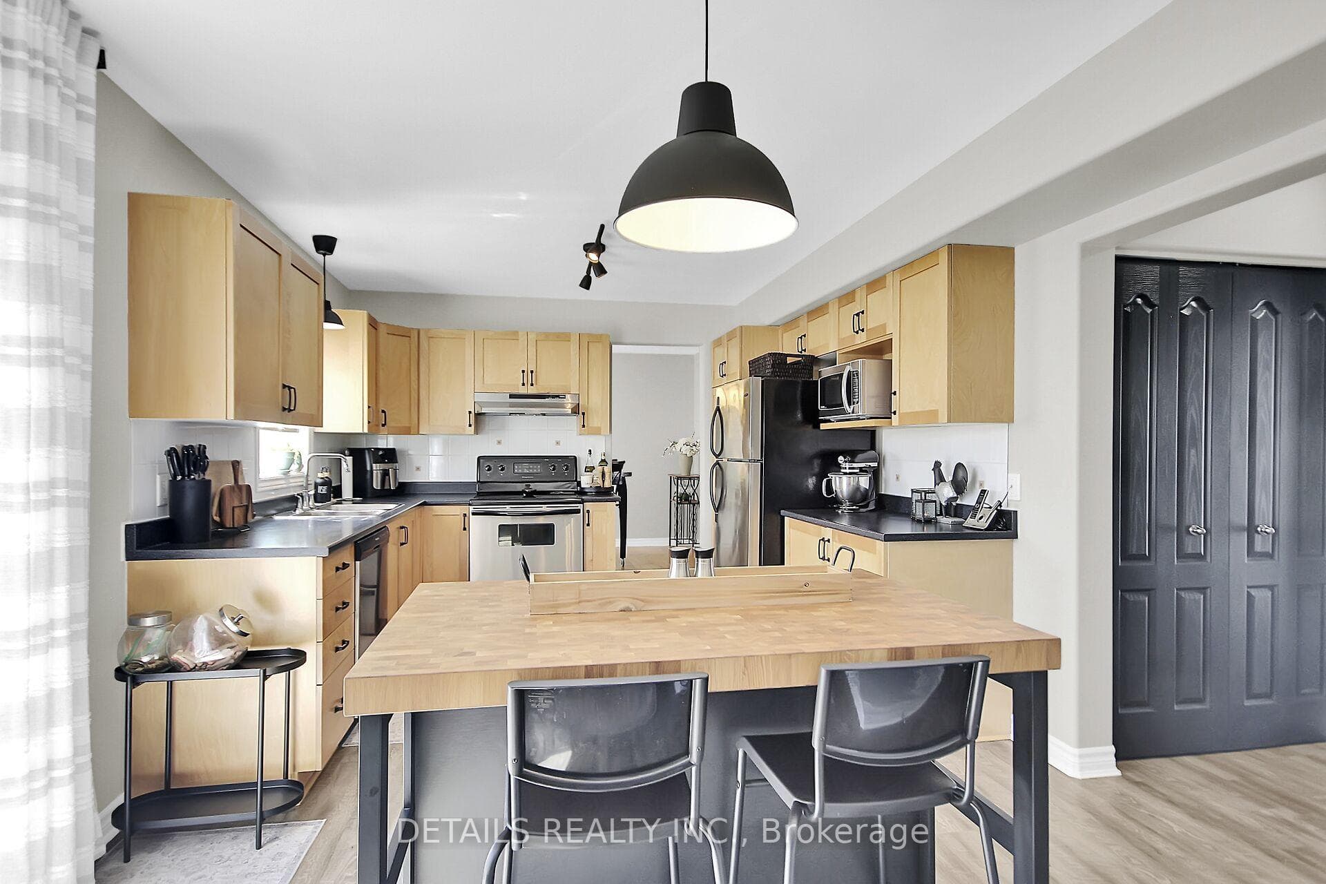 66 Lachaine Street photo 15