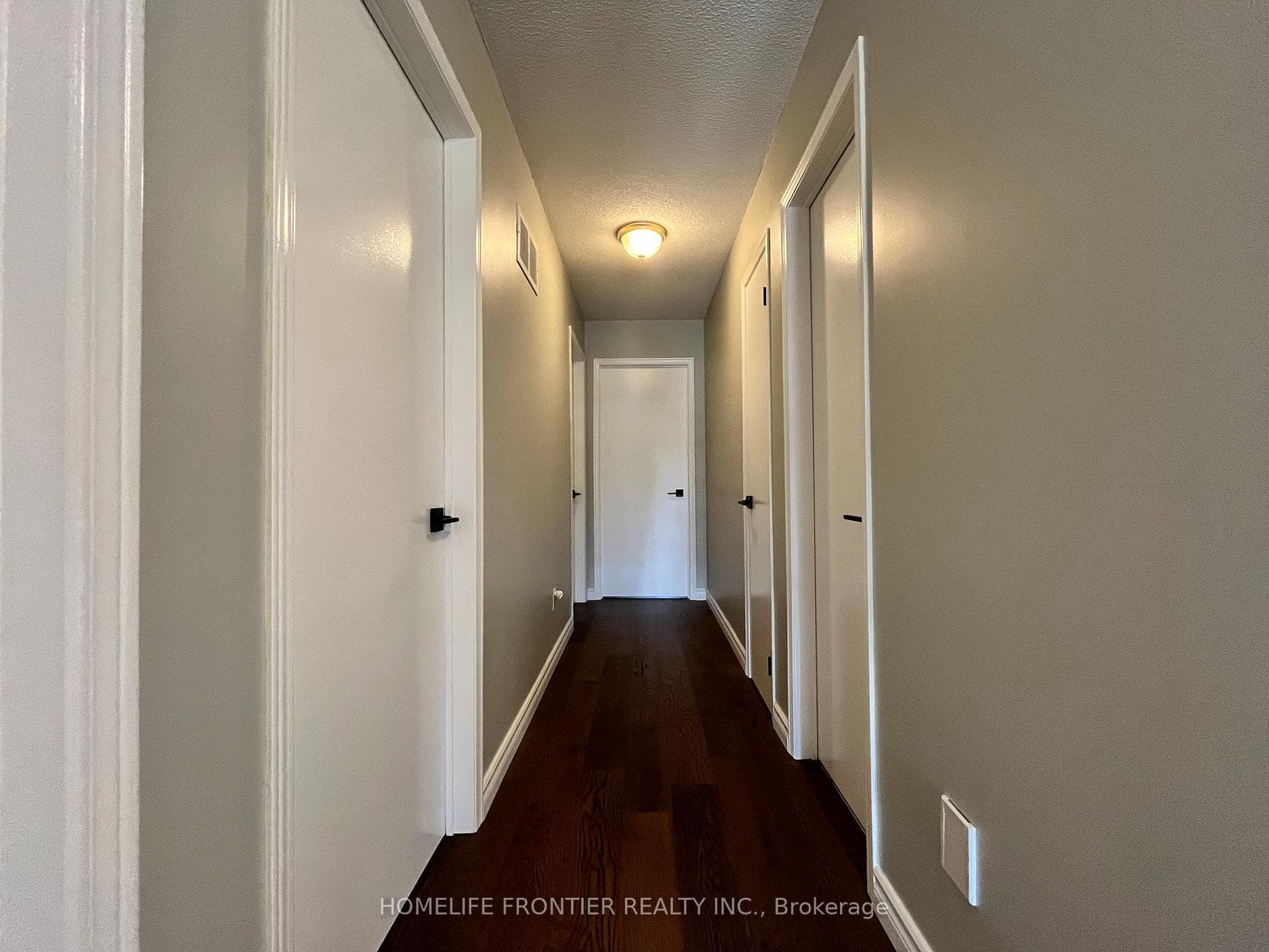 36 Tamara Drive photo 22