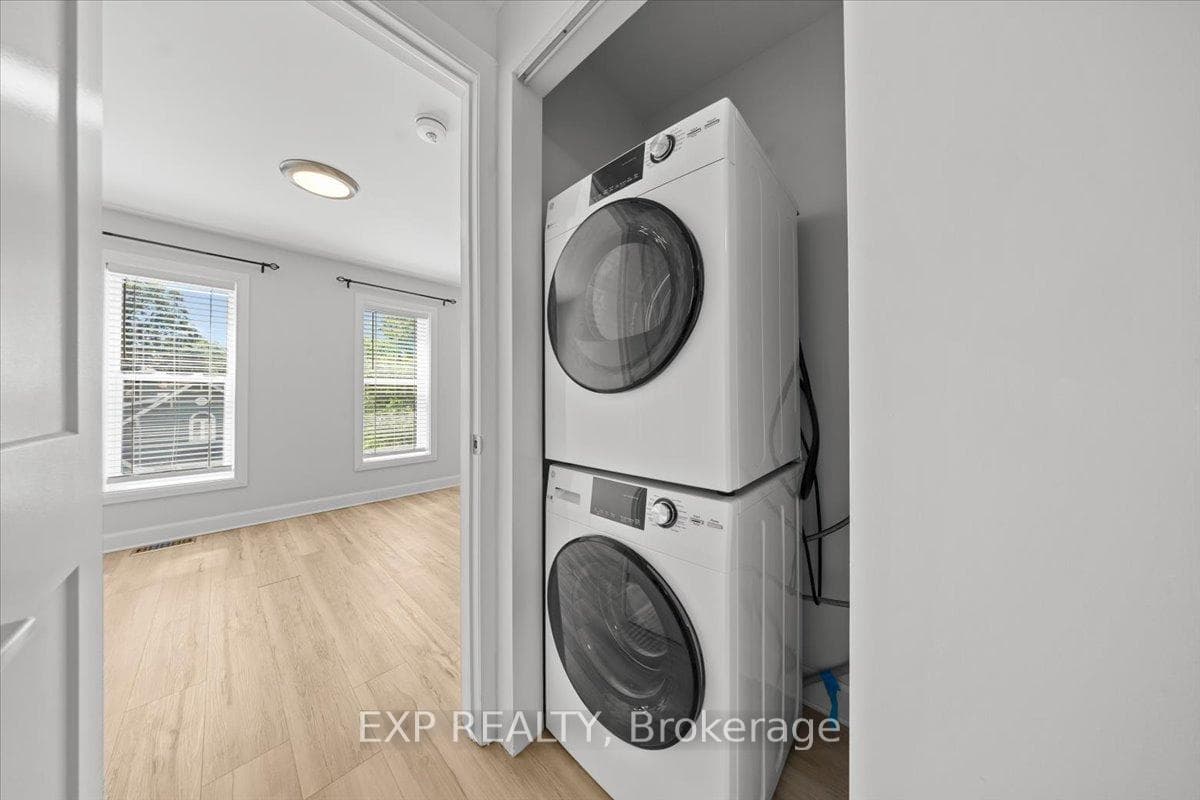 183 Britannia Road Unit 1 photo 13