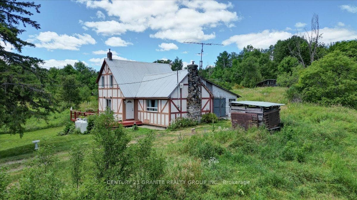710 Rose Island Road photo 36