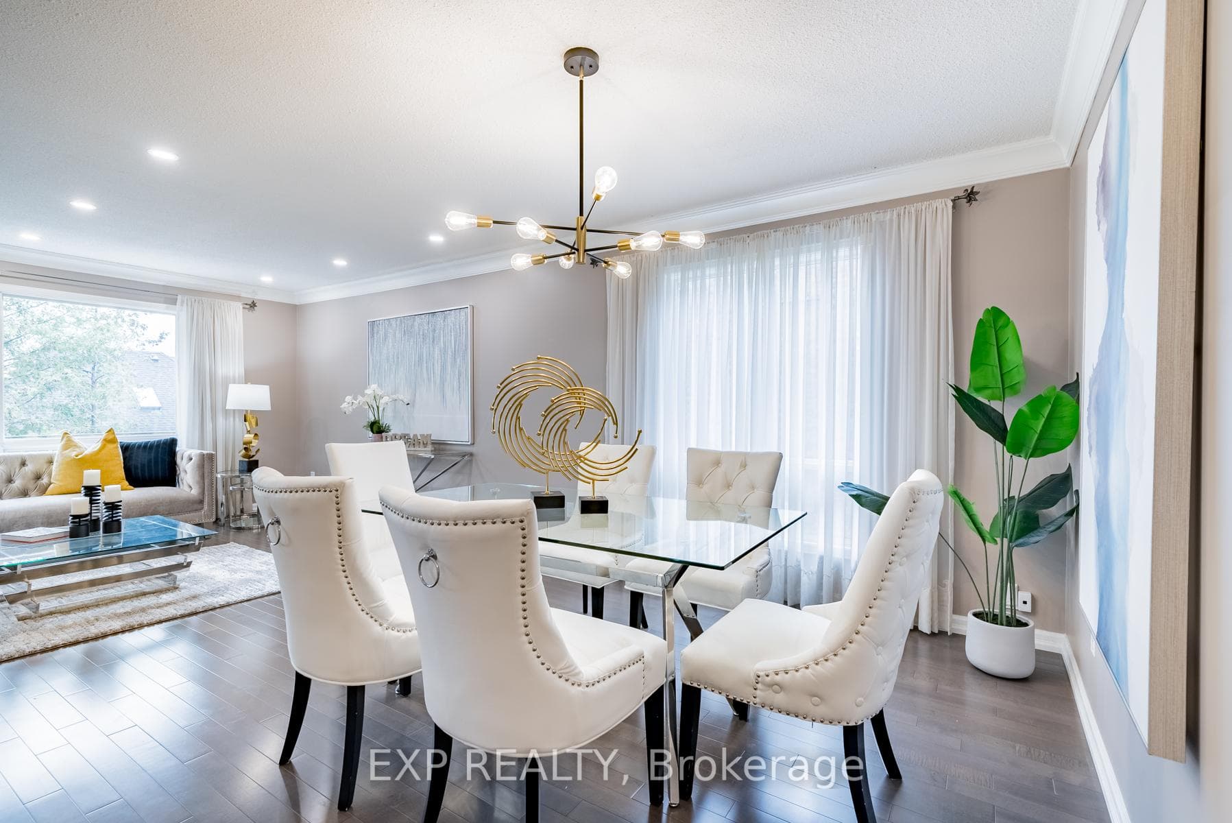 505 Broadgreen Street photo 7