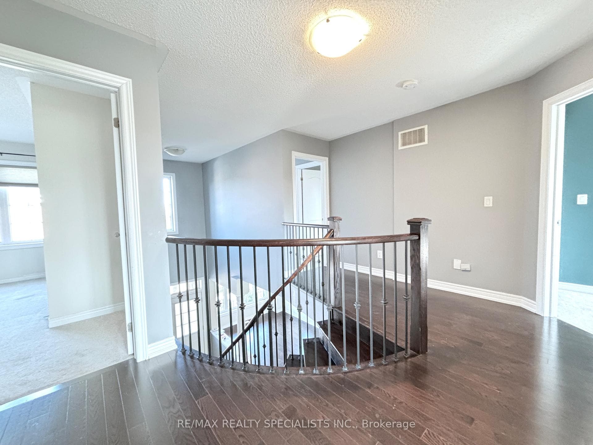 404 Mcgibbon Drive photo 18