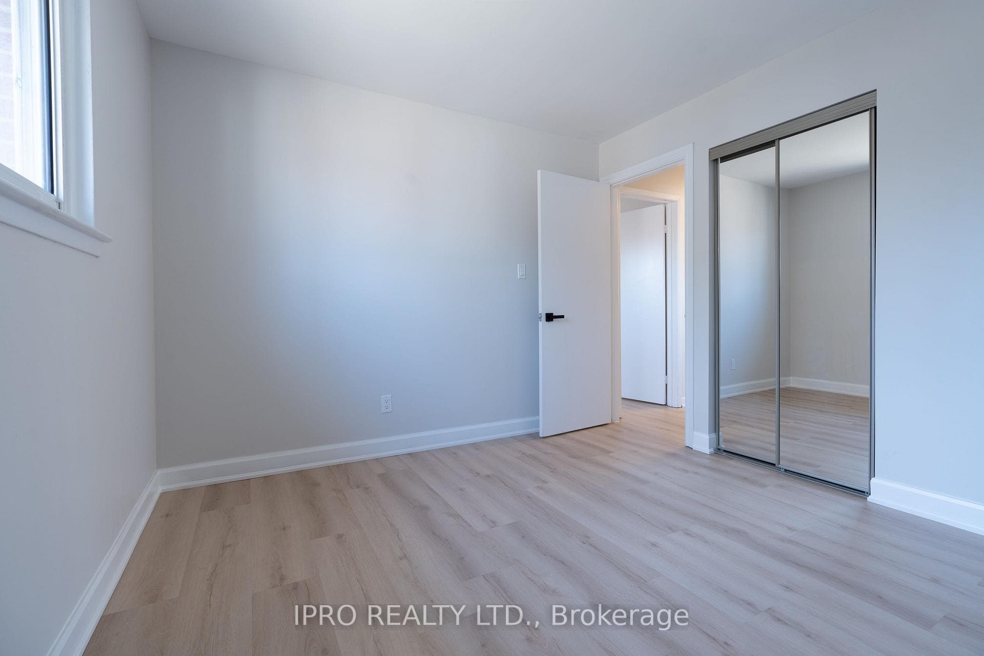 79 Glebe Crescent photo 31