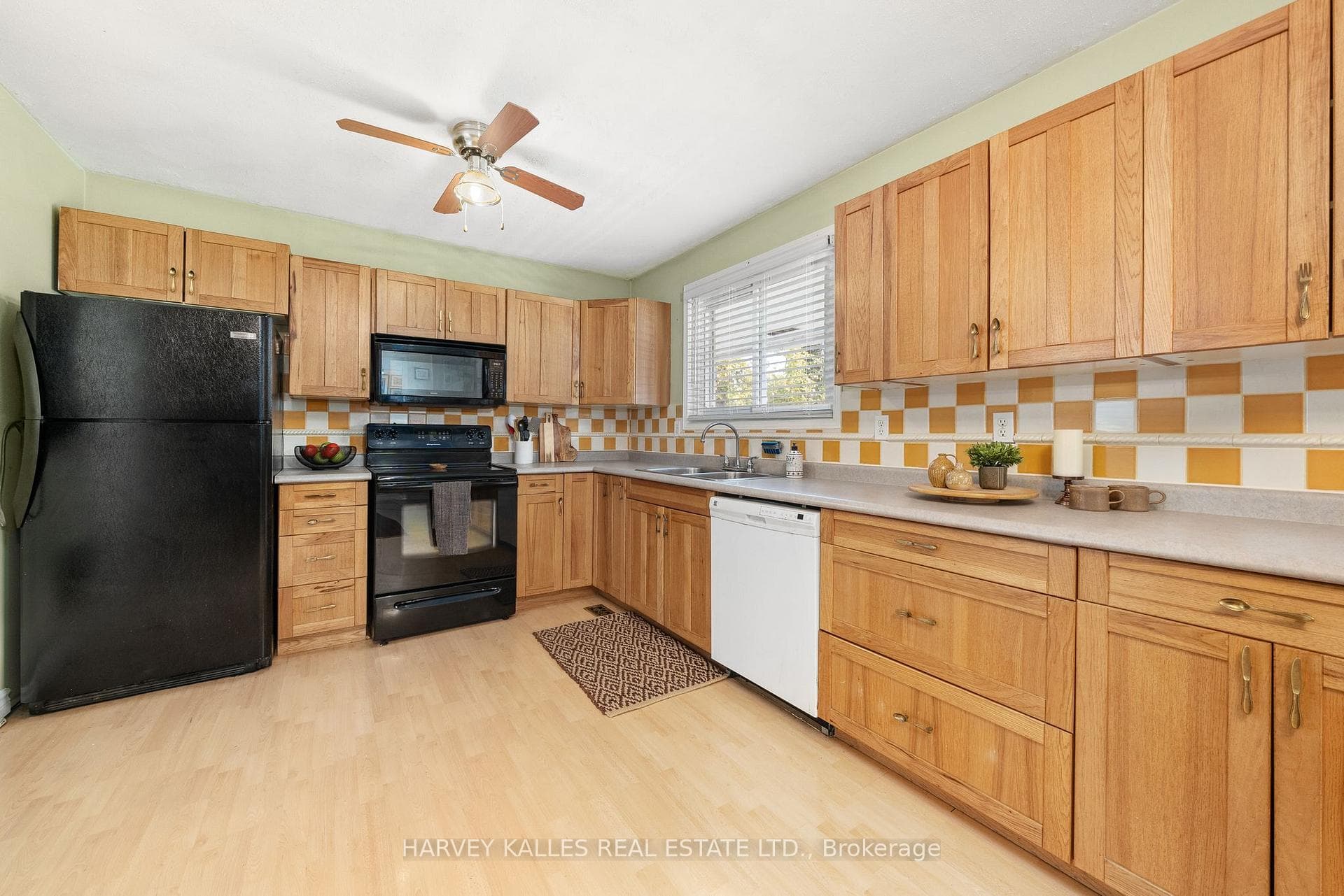511 Montrose Road photo 9