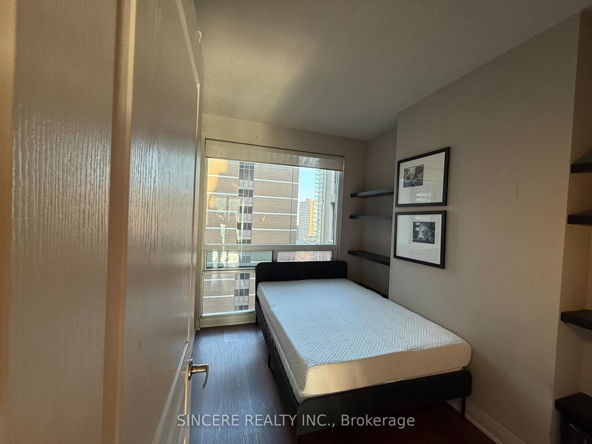 1121 Bay Street Unit 1701 photo 22