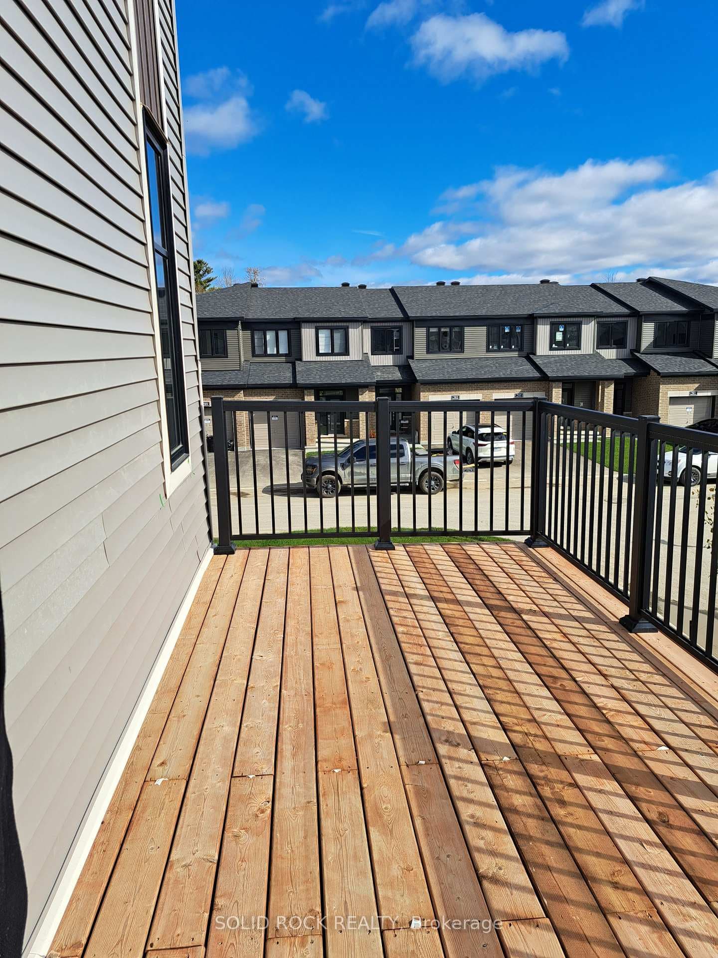 288 Elsie Macgill Walk photo 16
