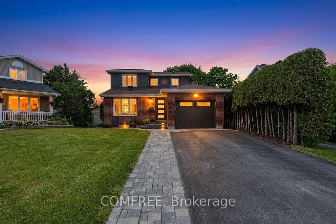 2093 Boake Street photo 1