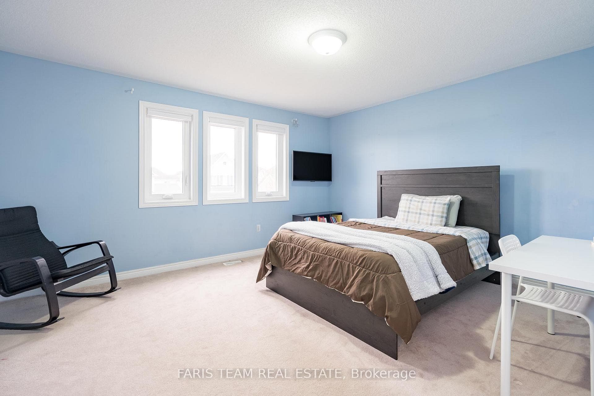 4 Elmbrook Drive photo 23