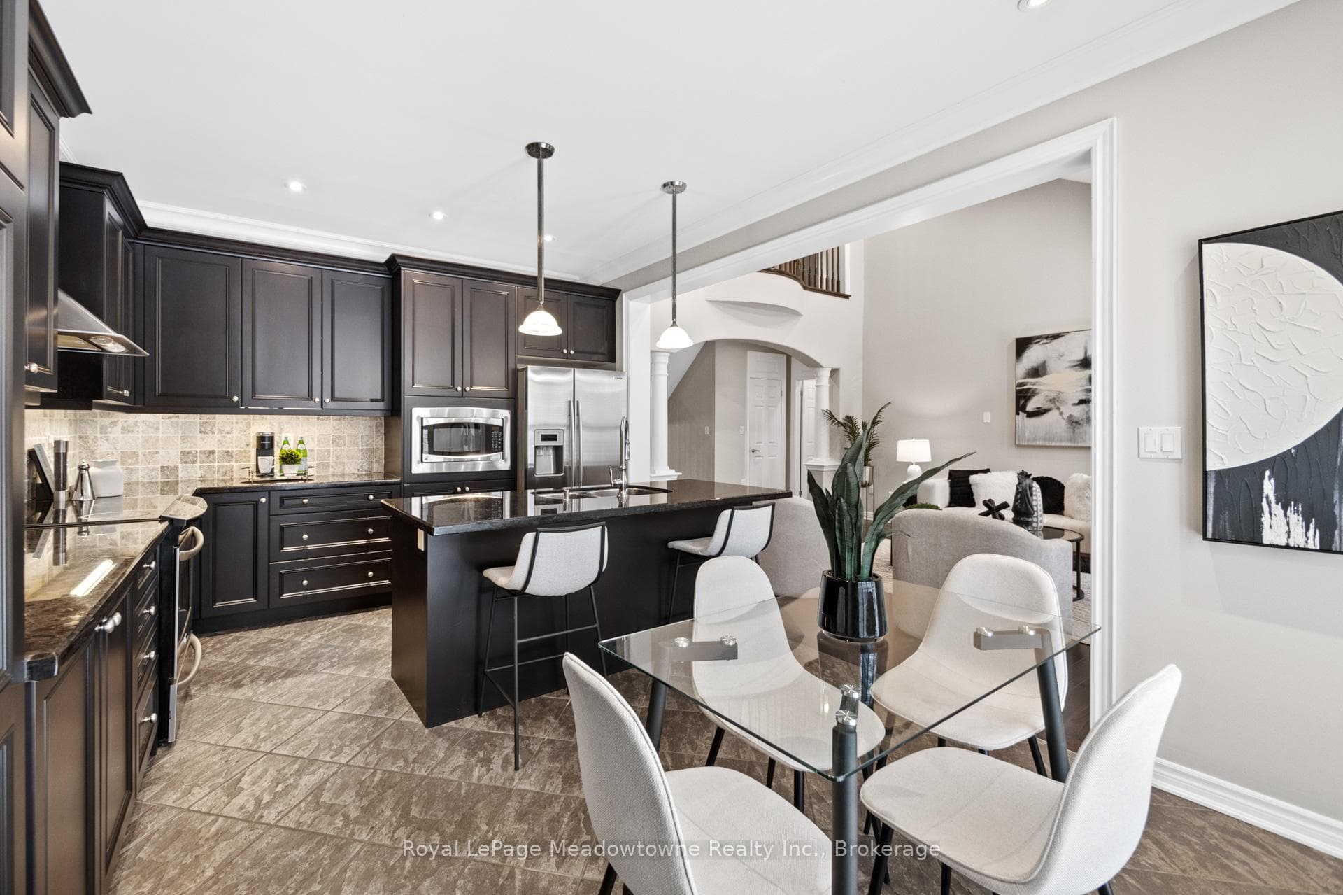 748 Sales Court photo 19