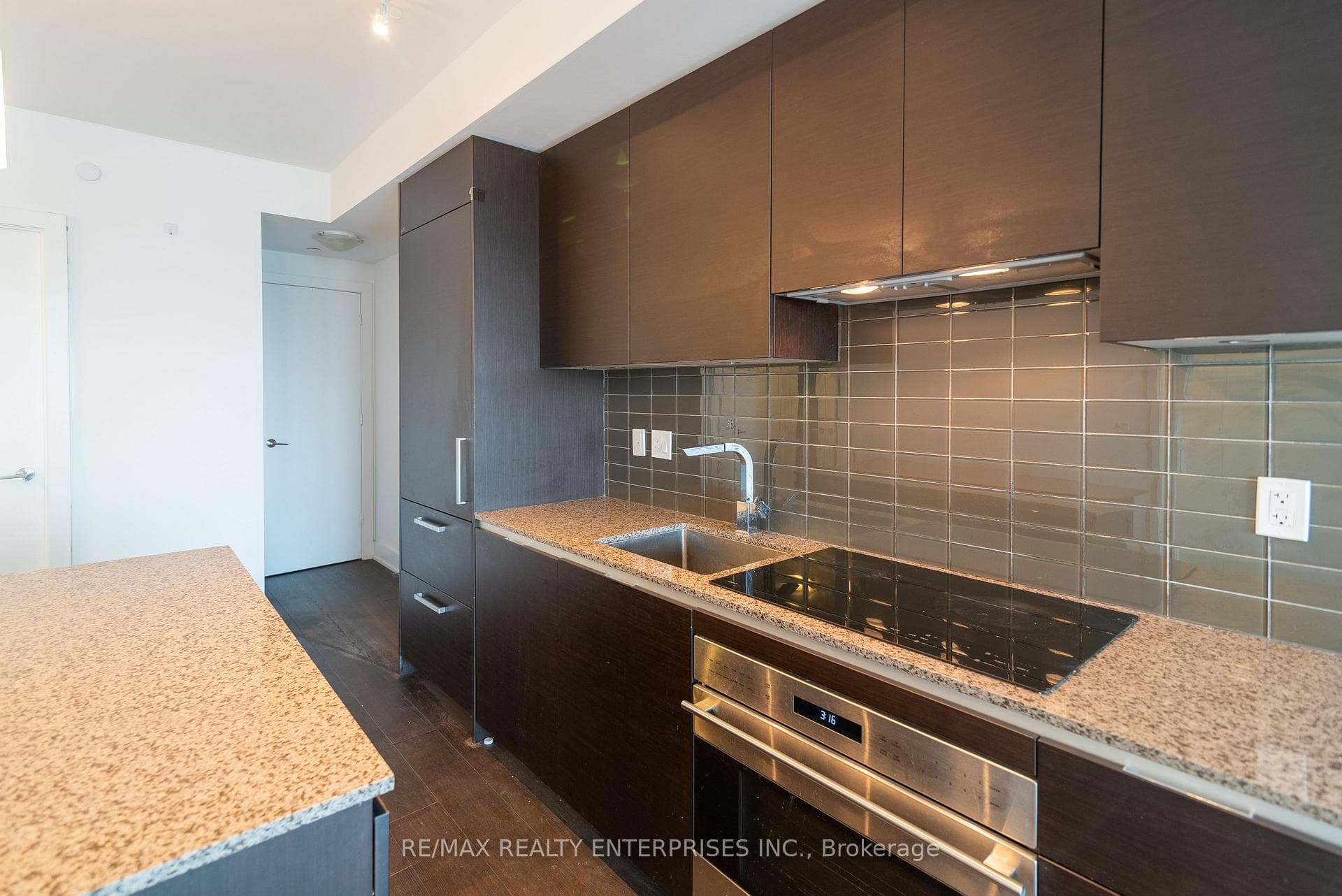 200 Bloor Street Unit 2505 photo 14