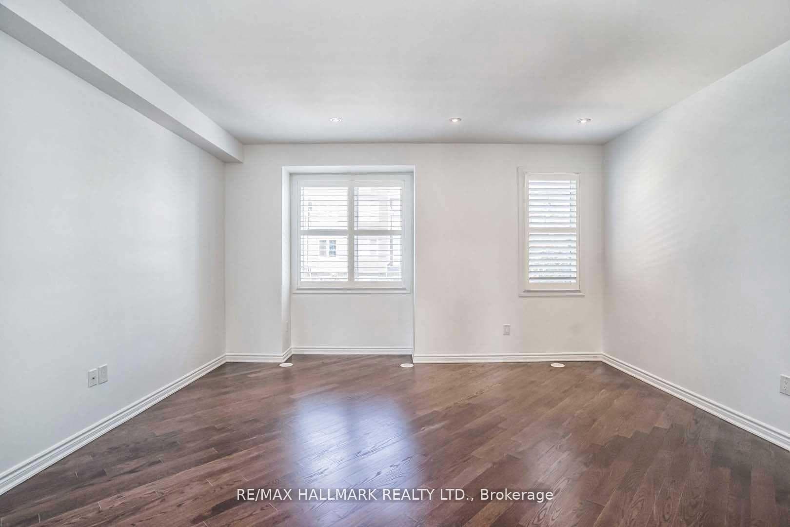 34 Heron Park Place photo 6