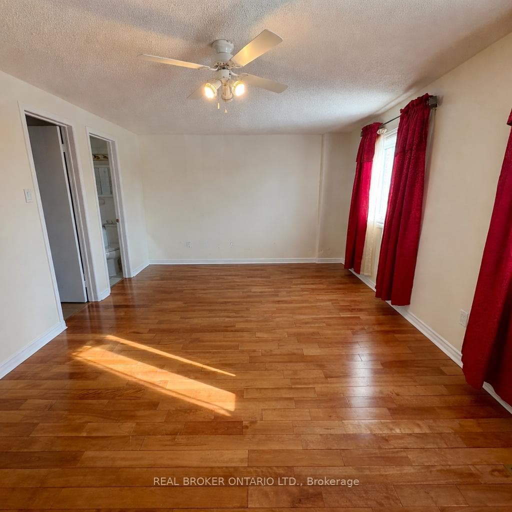 63 Acadian Heights photo 24