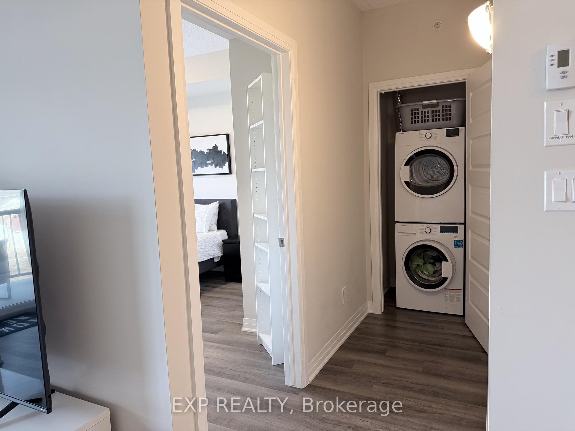 610 Farmstead Drive Unit 513 photo 11