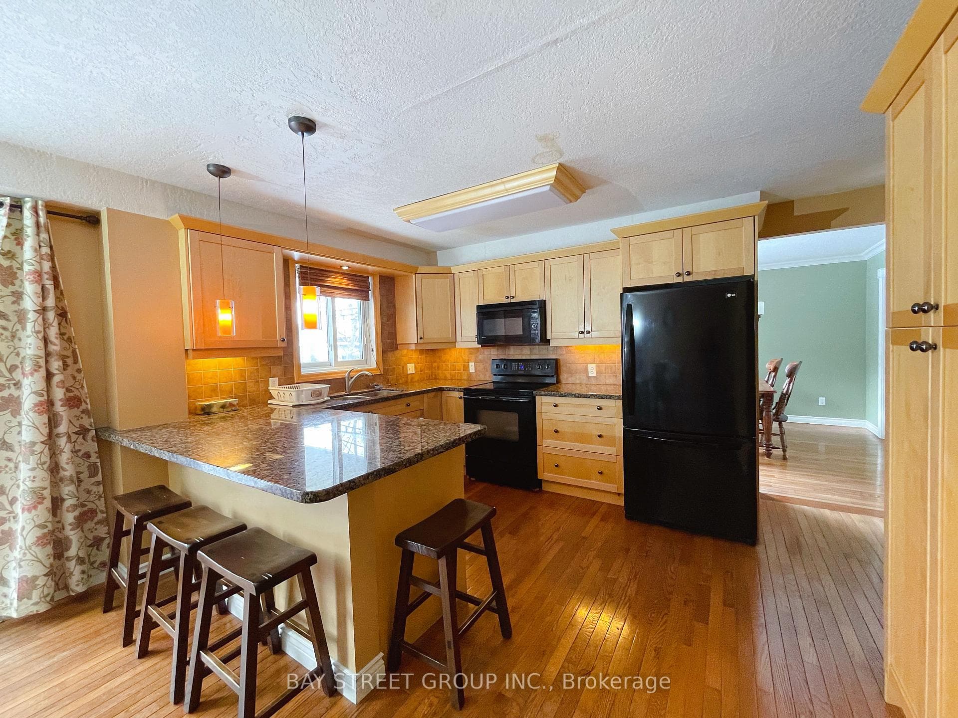 327 Cornridge Place photo 16