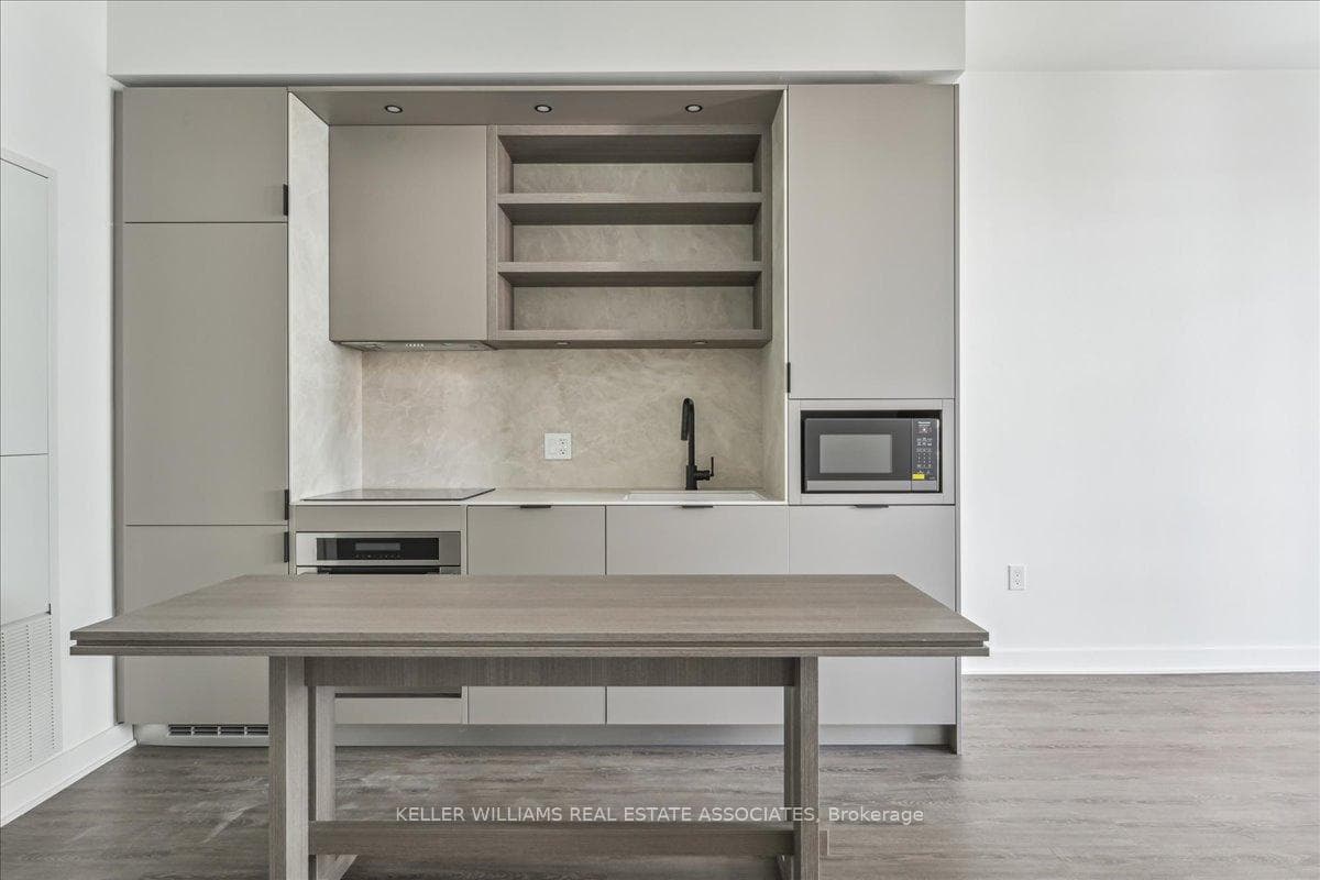 55 Charles Street Unit 3909 photo 2