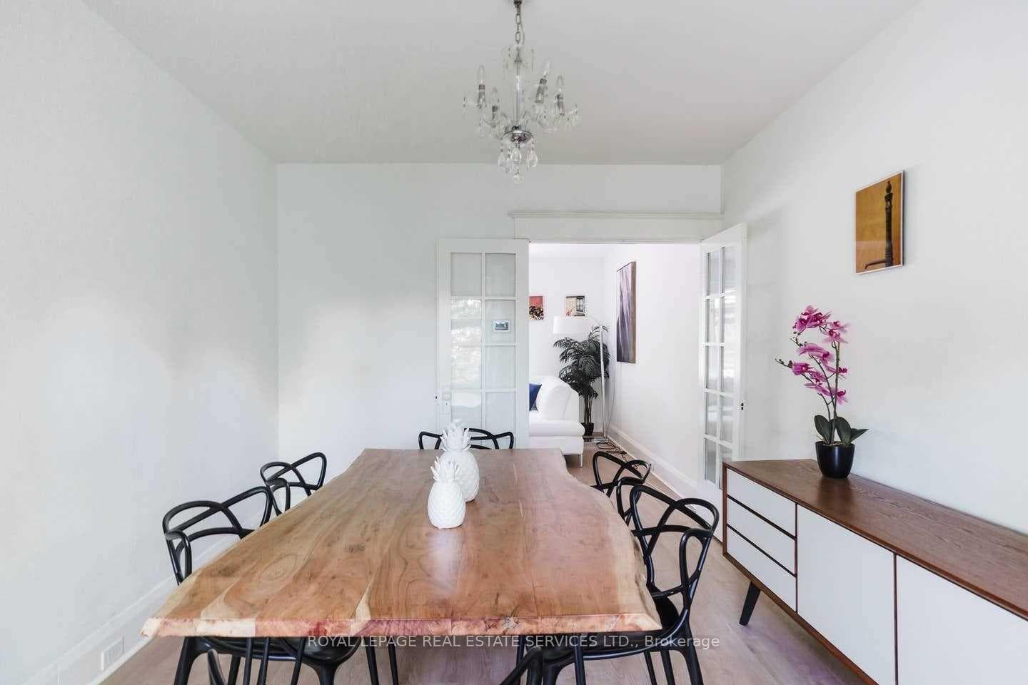 110 Manor Road photo 7