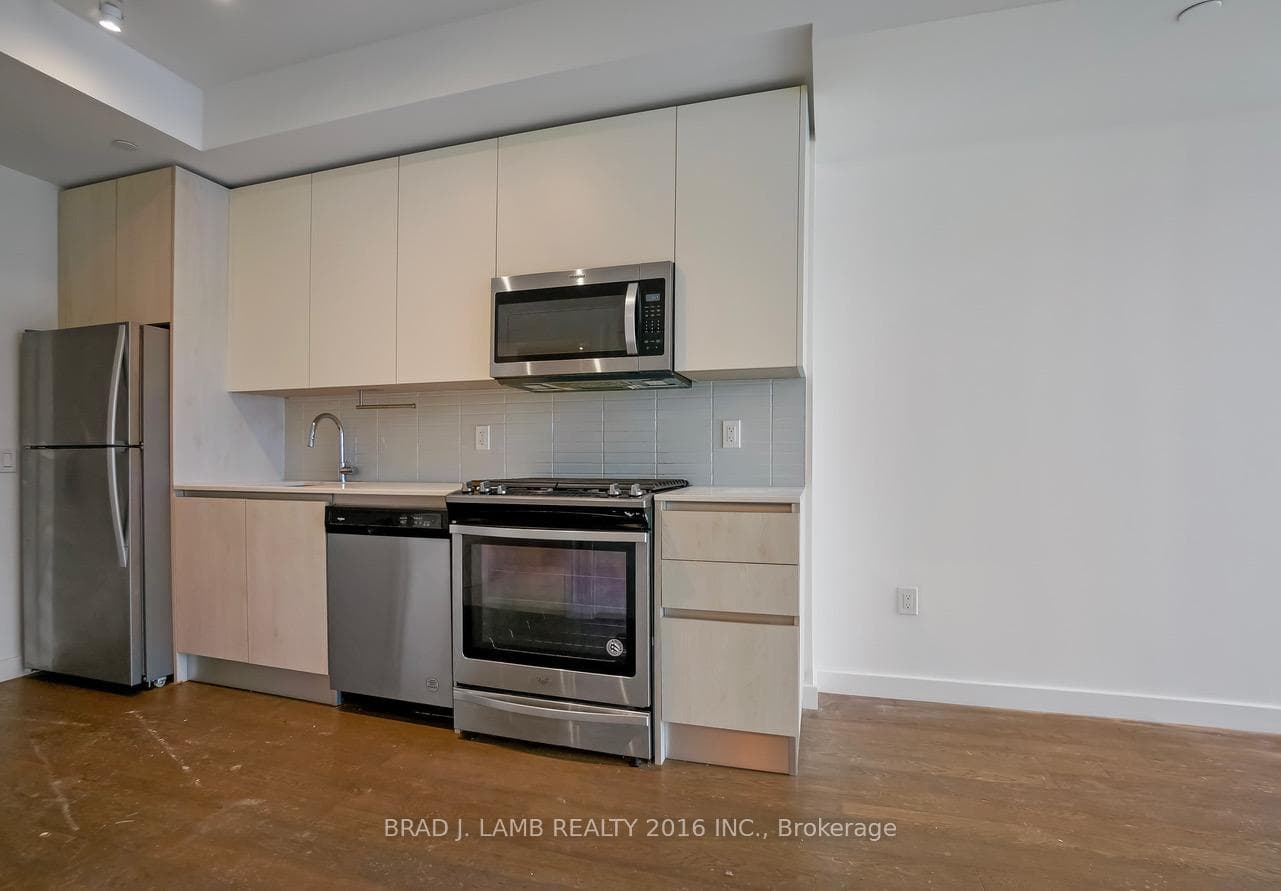 2A Church Street Unit 1608 photo 3