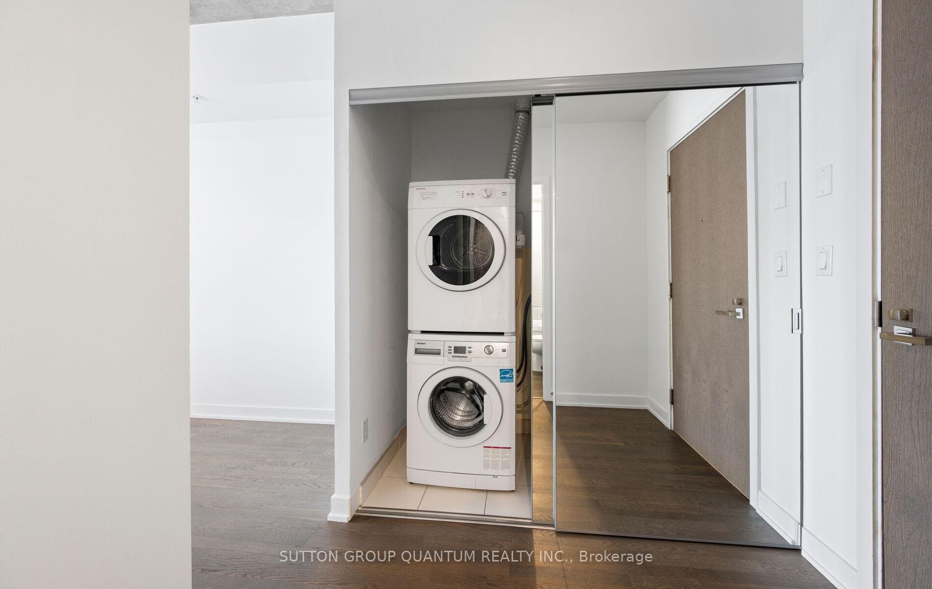 109 Ossington Avenue Unit 502 photo 19