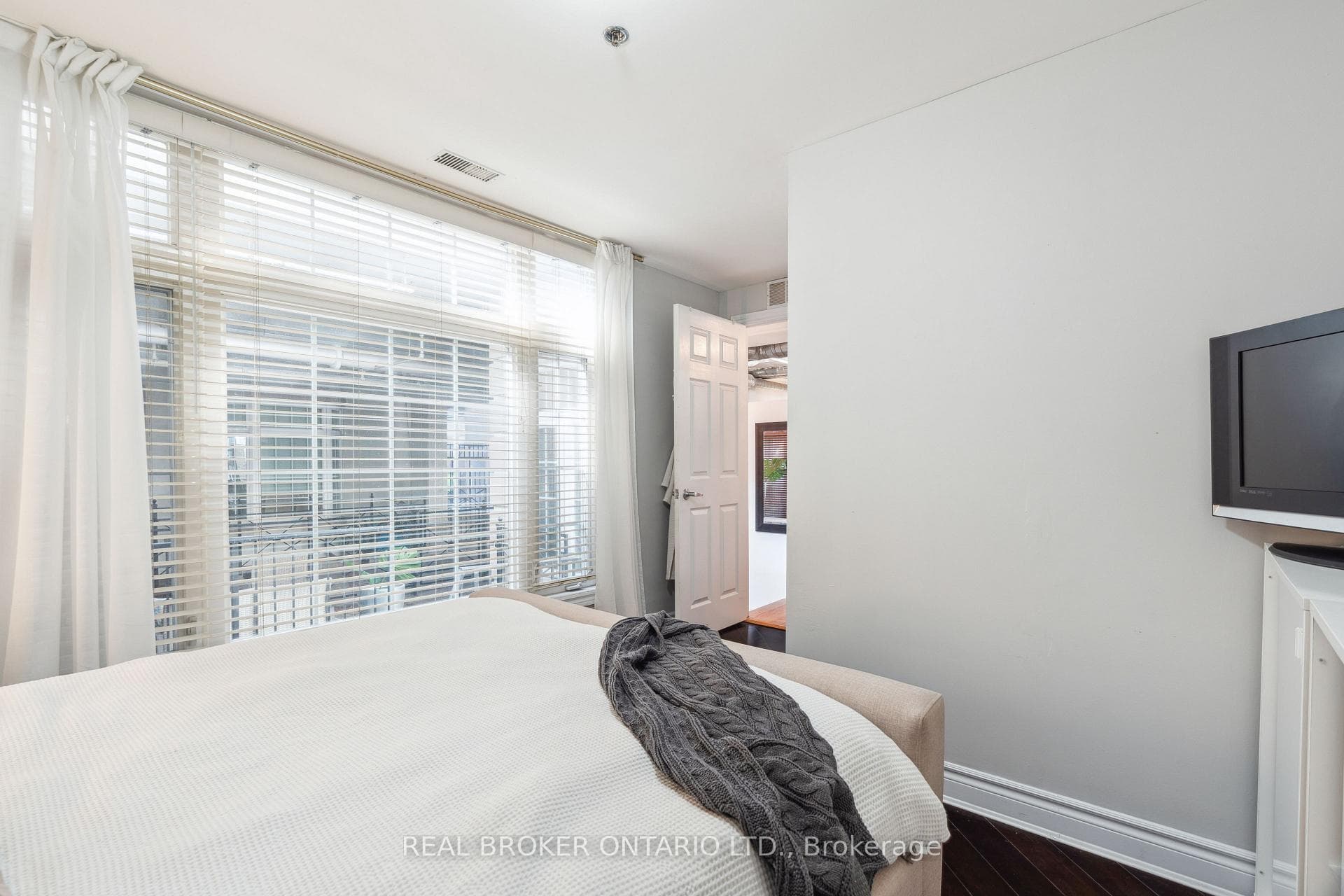 Natural Light into the Bedroom