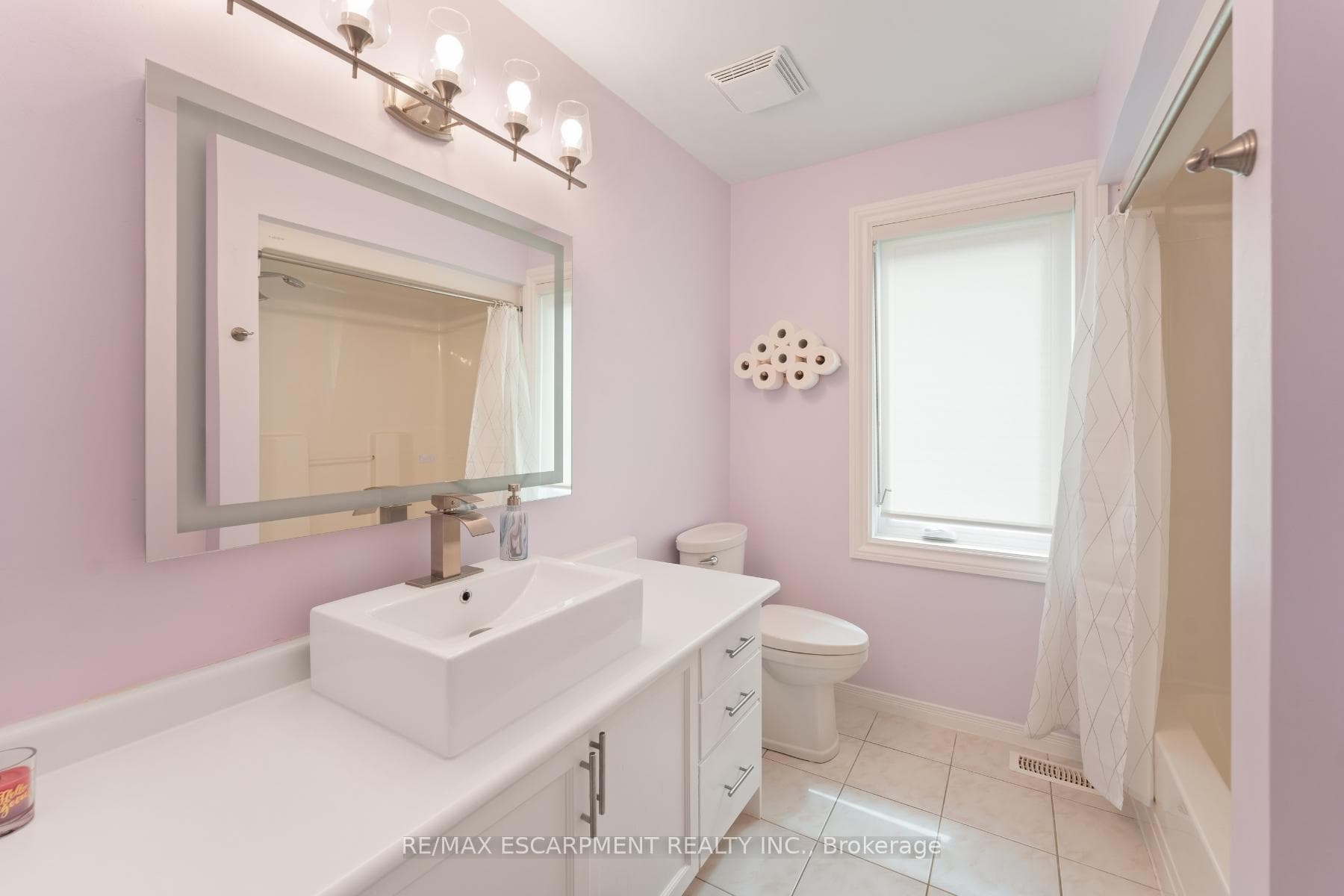 83 ROCKHAVEN Lane photo 28