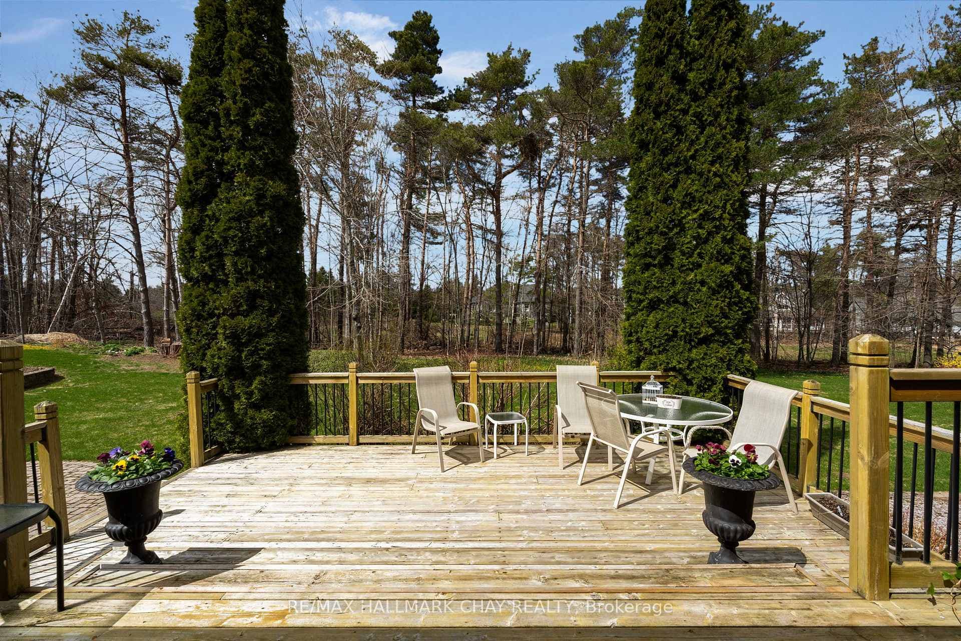 Privacy of Tree Lined Lot