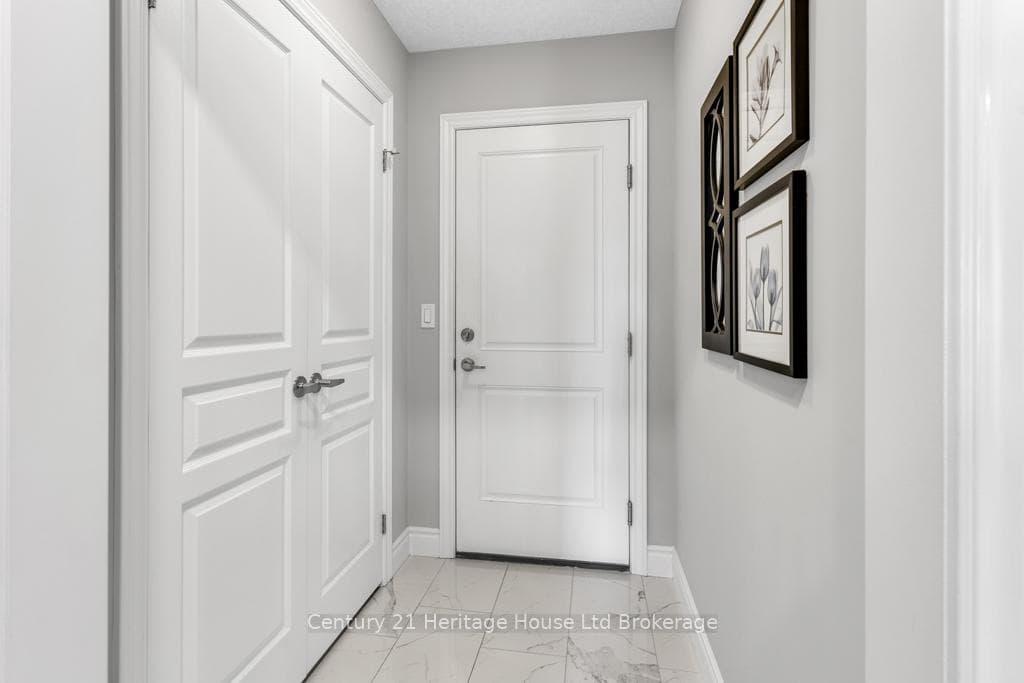 55 William Street photo 21
