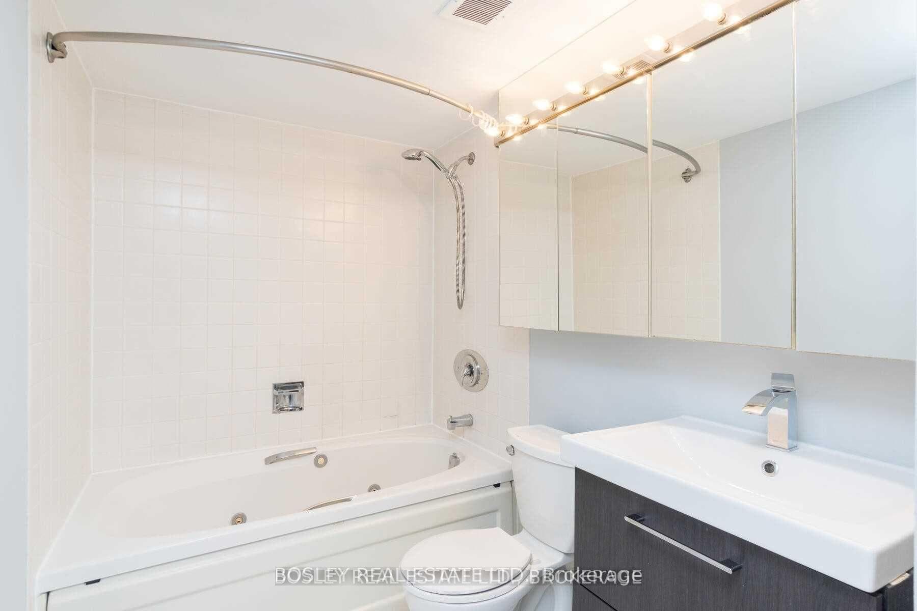 4 piece washroom