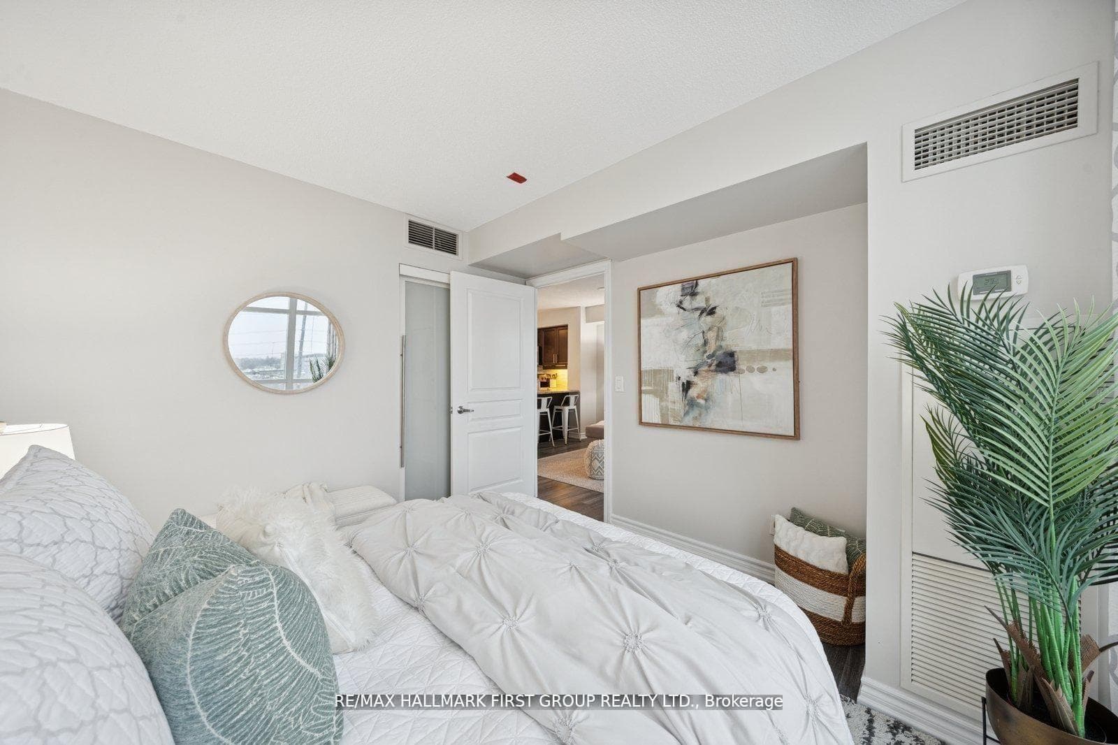 1600 Charles Street Unit 406 photo 16