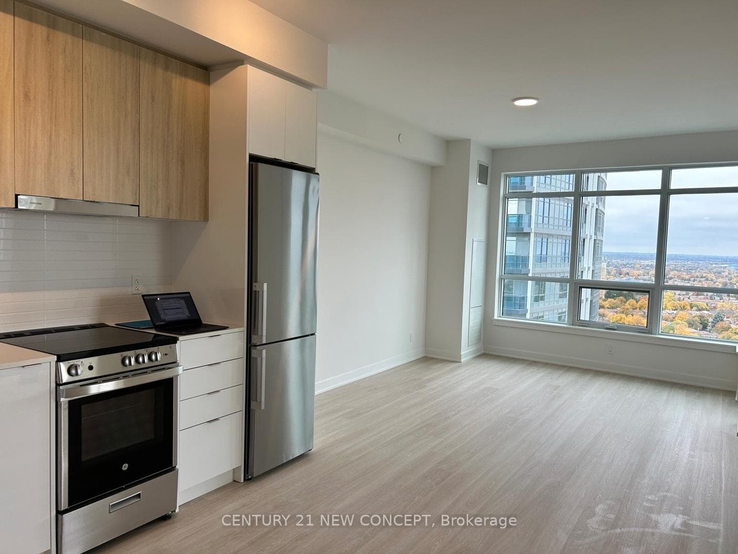 30 Upper Mall Way Unit A-2010 photo 15